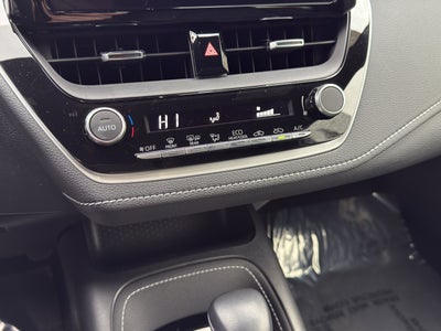 2025 Toyota Corolla Hatchback SE