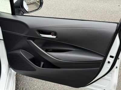 2025 Toyota Corolla Hatchback SE