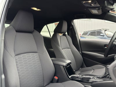 2025 Toyota Corolla Hatchback SE