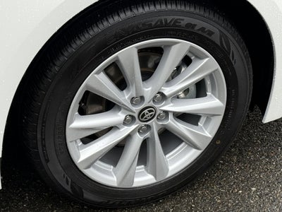 2025 Toyota Corolla Hatchback SE