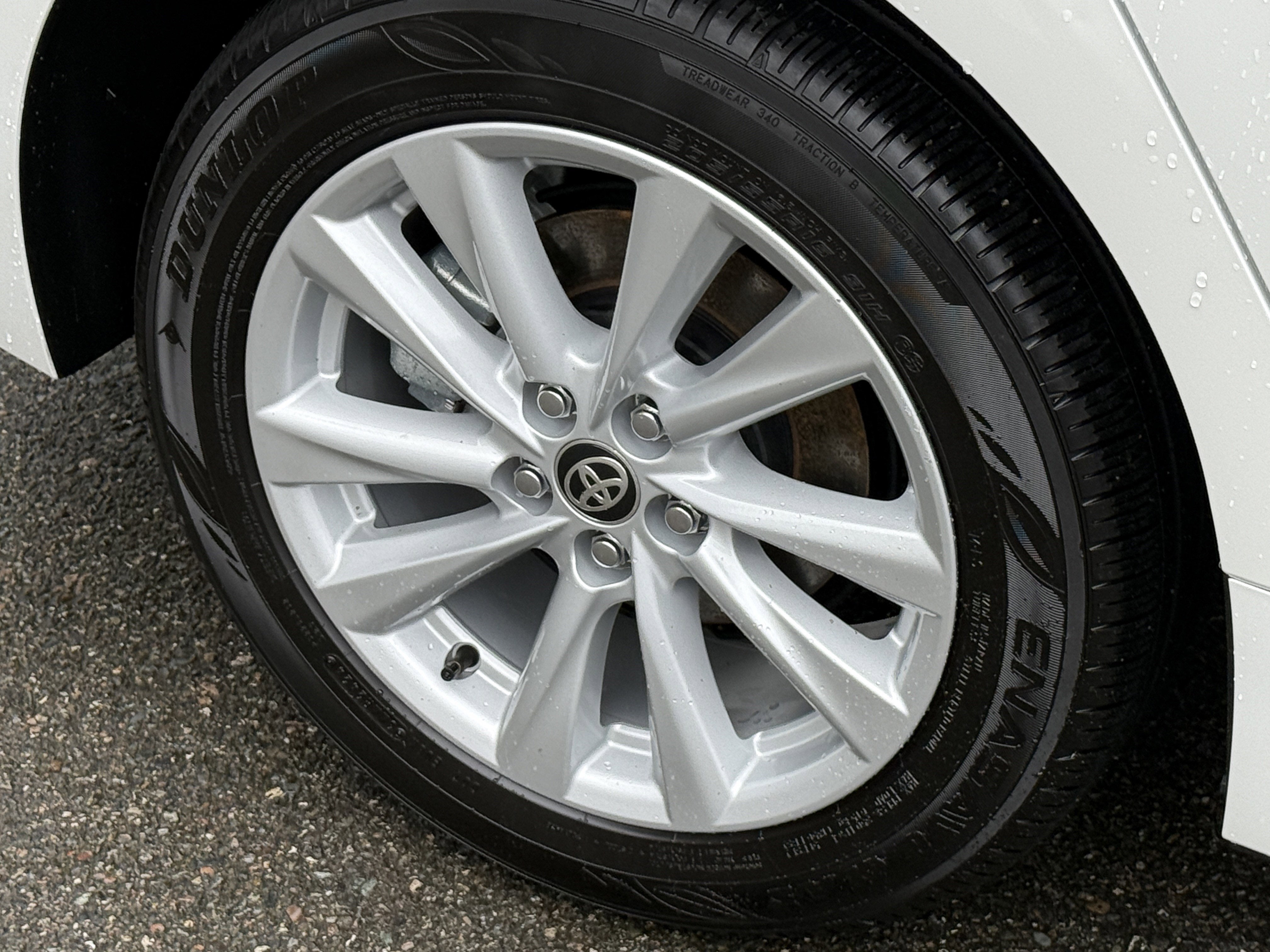 2025 Toyota Corolla Hatchback SE