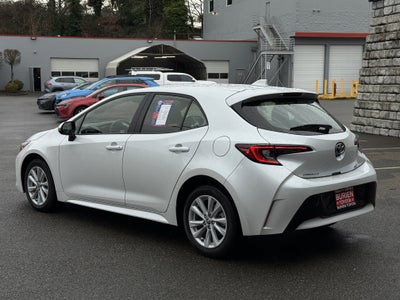 2025 Toyota Corolla Hatchback SE
