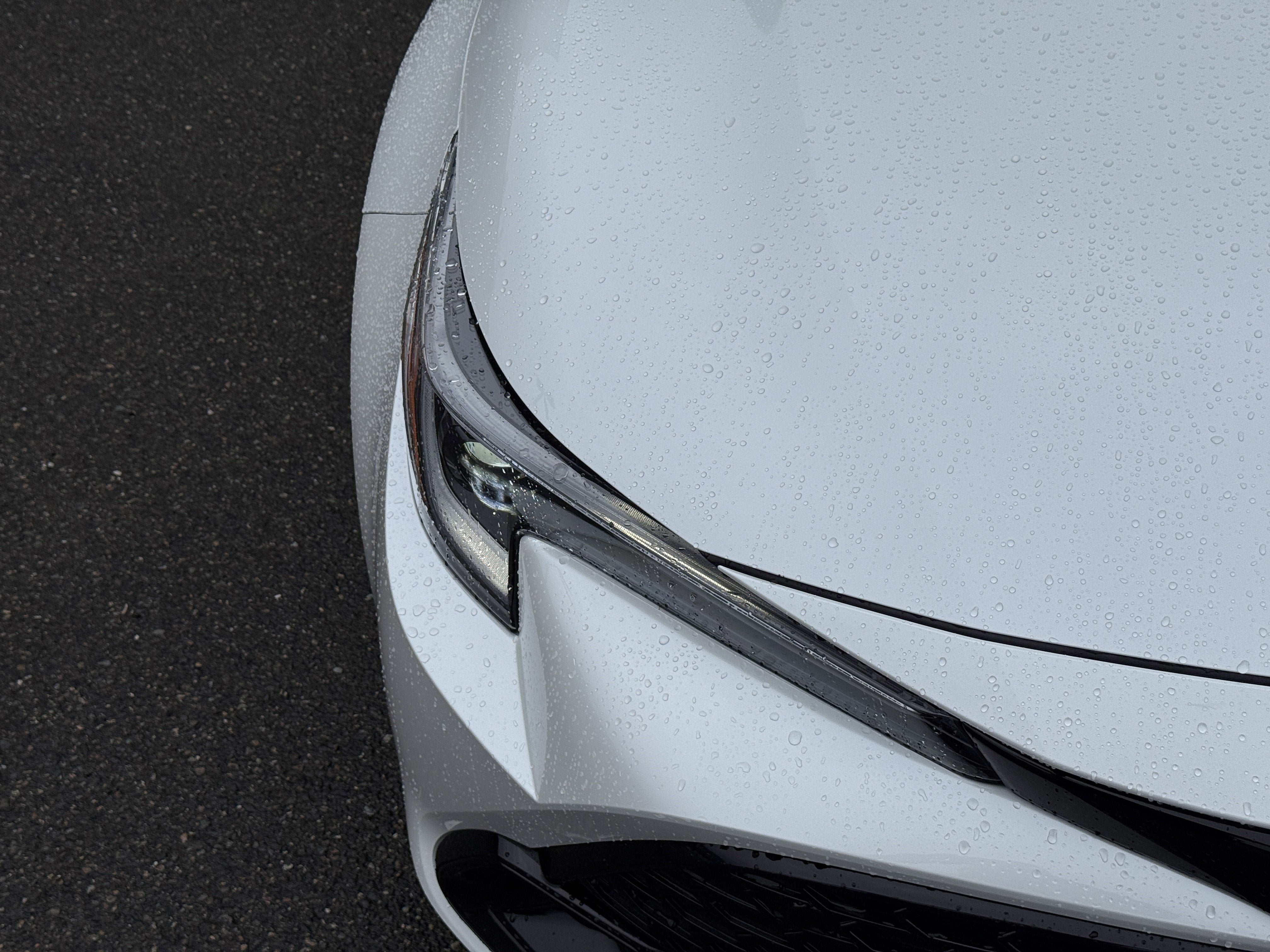 2025 Toyota Corolla Hatchback SE