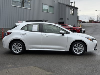 2025 Toyota Corolla Hatchback SE