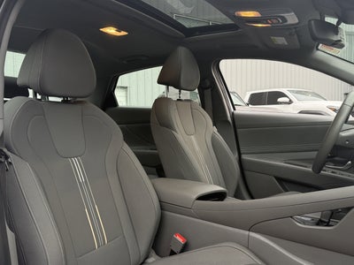 2025 Hyundai Elantra SEL Convenience