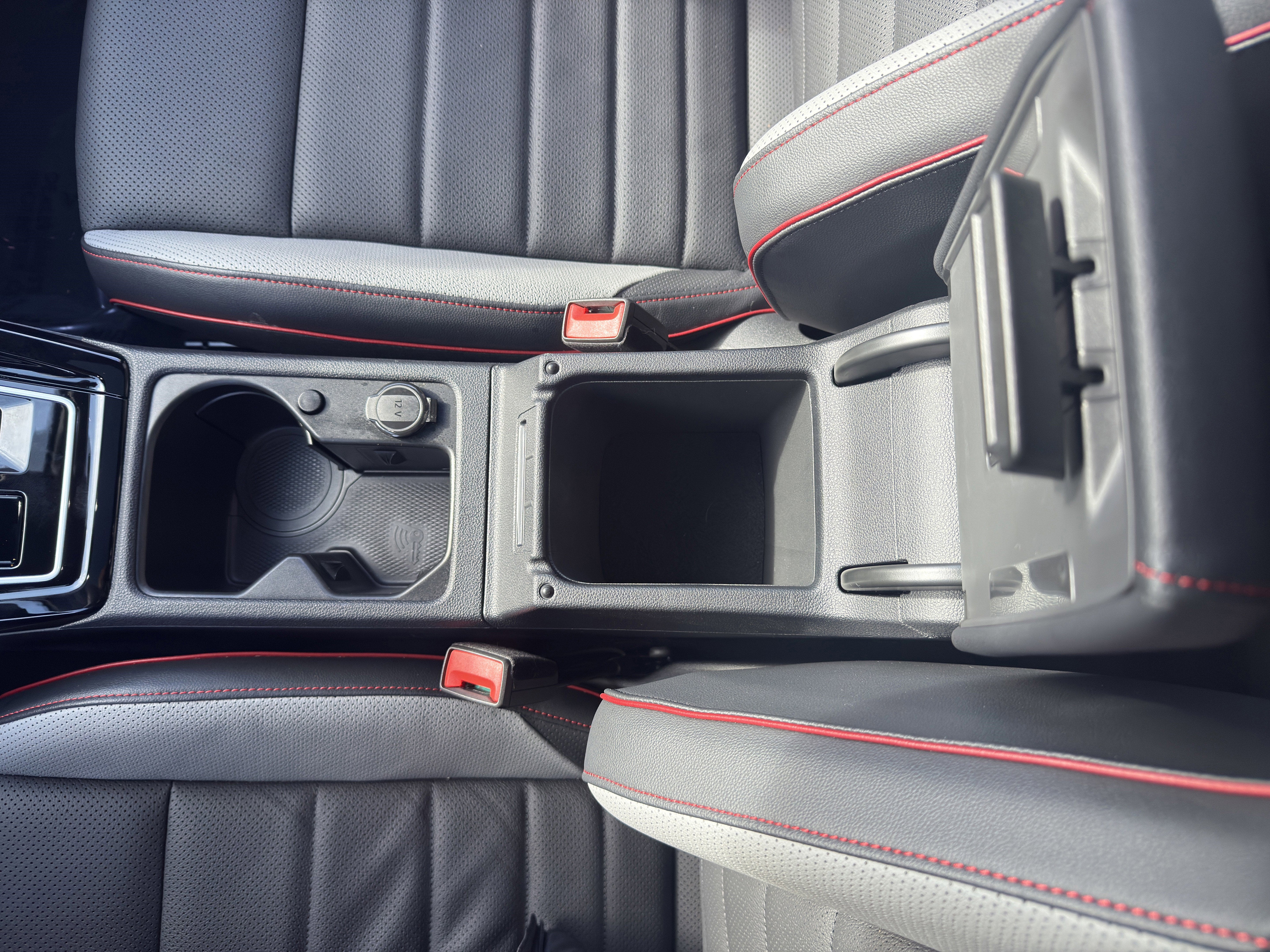 2024 Volkswagen Golf GTI Autobahn