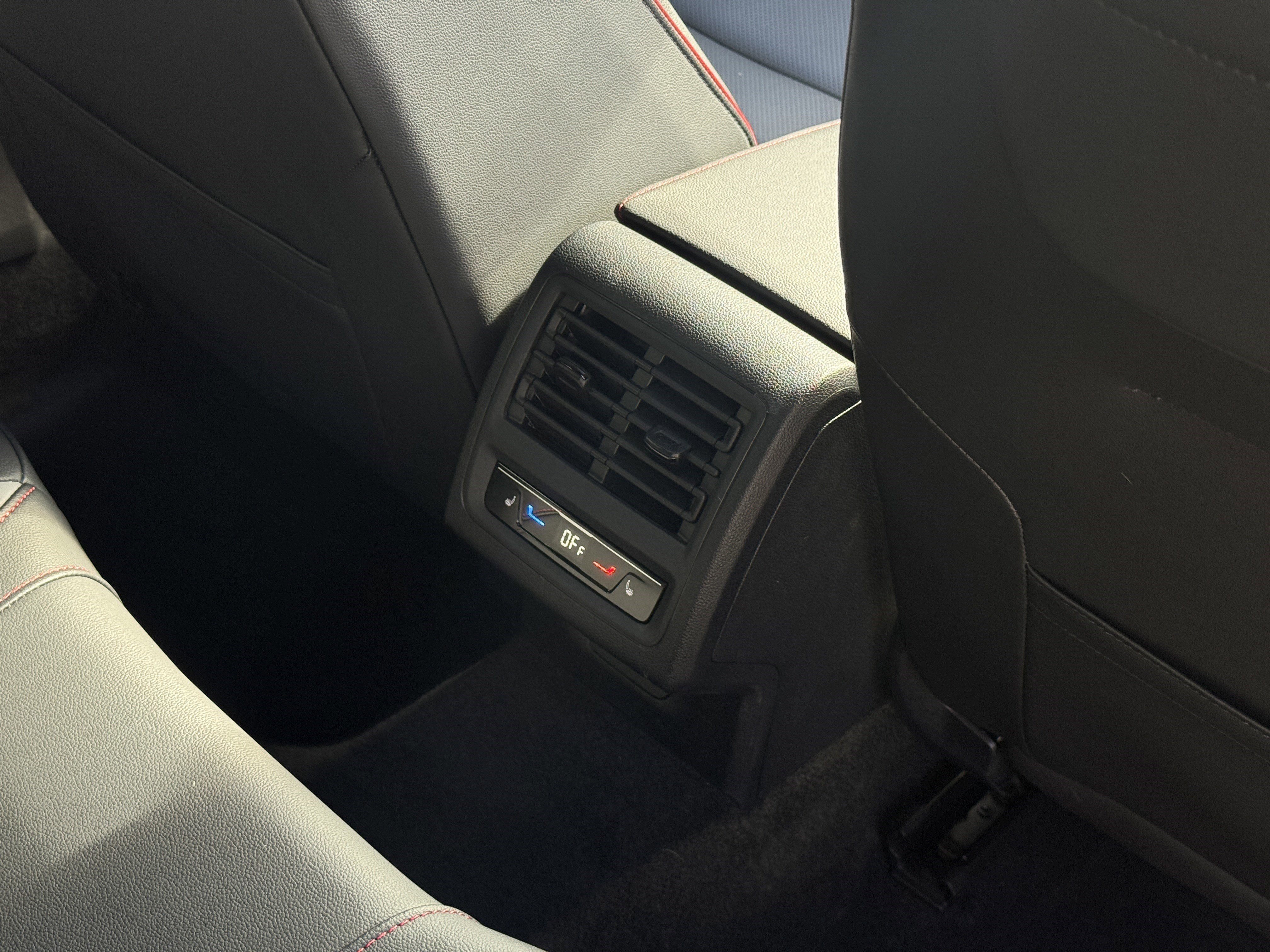 2024 Volkswagen Golf GTI Autobahn