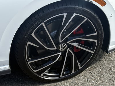 2024 Volkswagen Golf GTI Autobahn