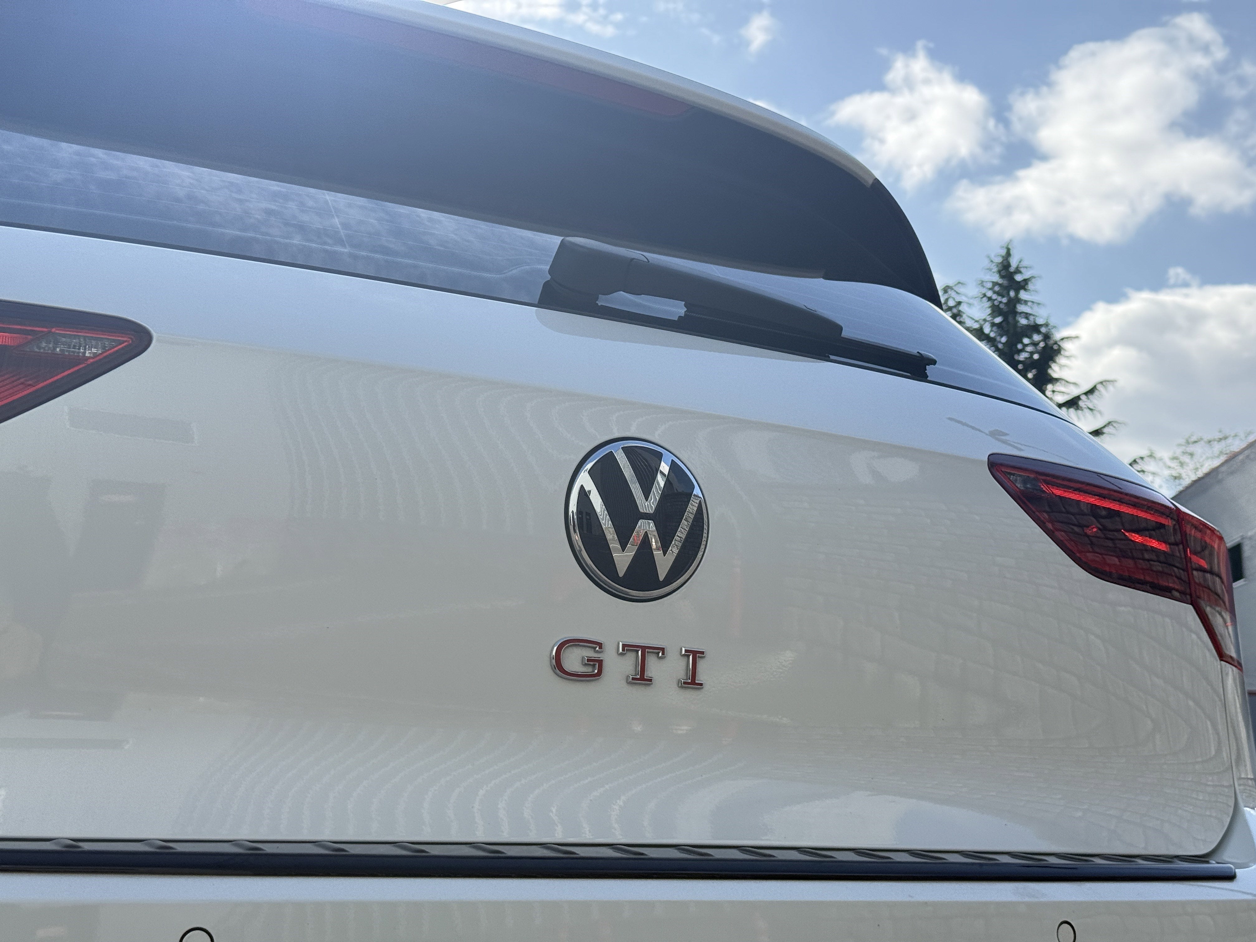 2024 Volkswagen Golf GTI Autobahn