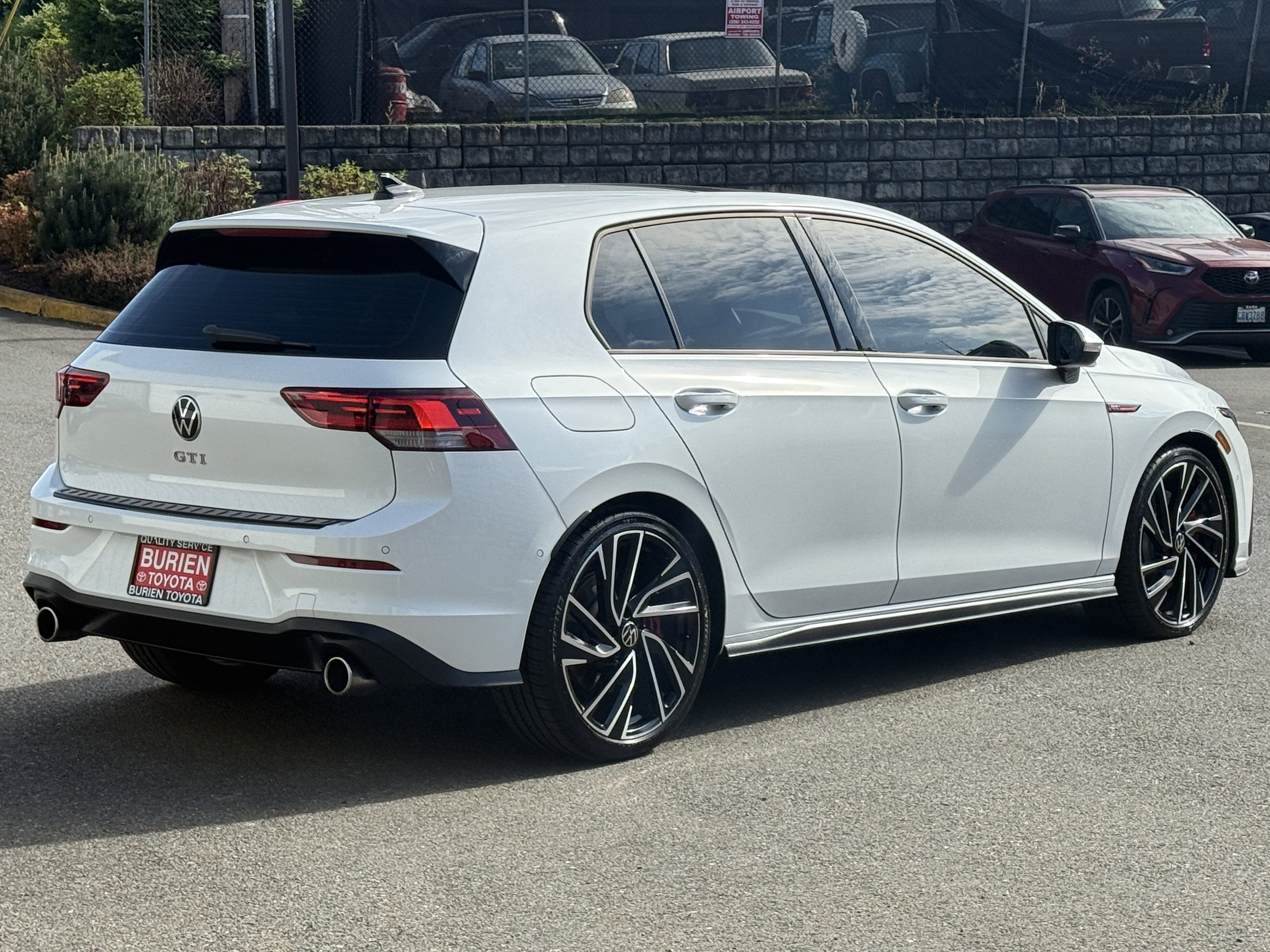 2024 Volkswagen Golf GTI Autobahn