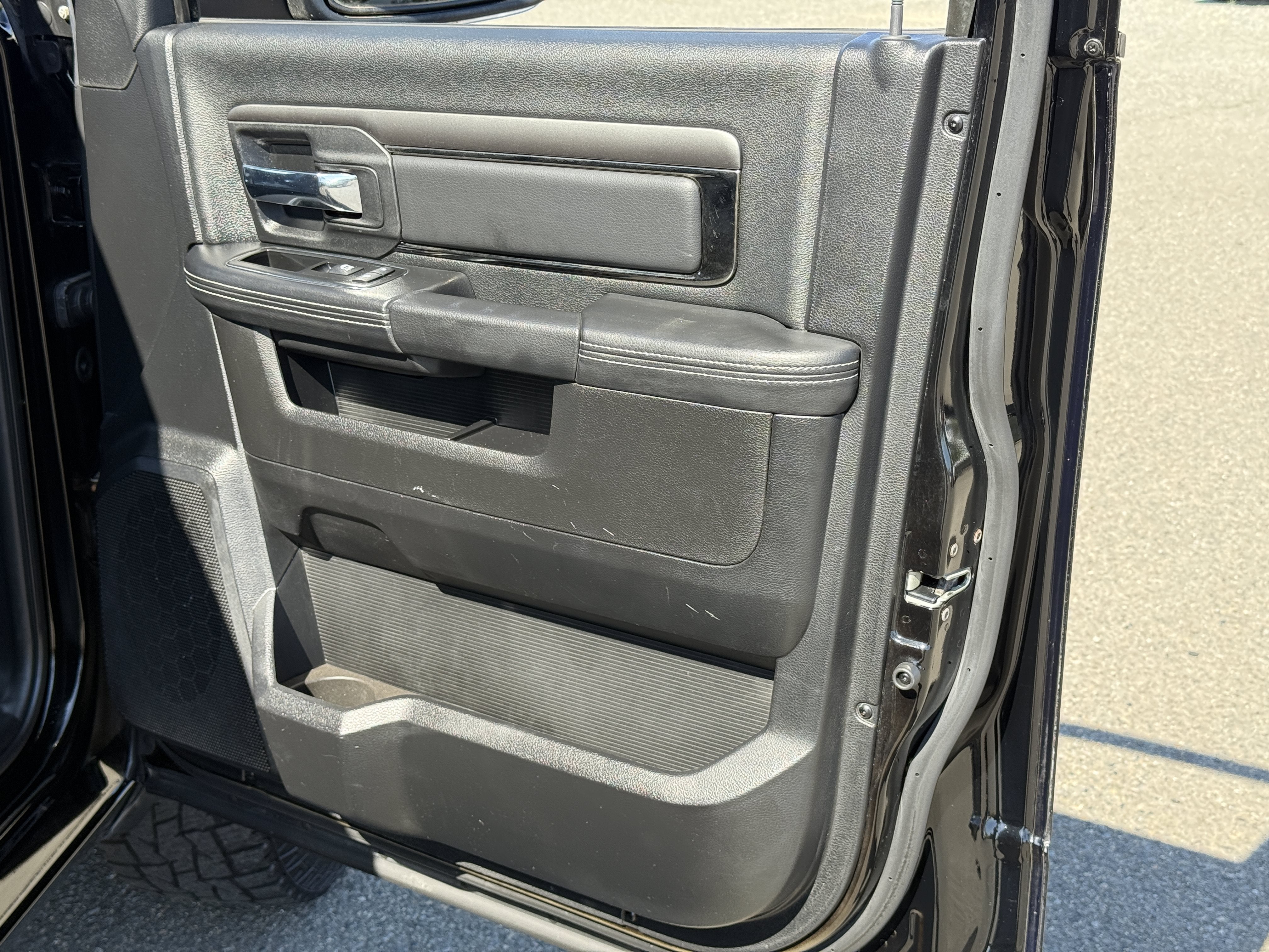 2014 RAM 1500 Sport