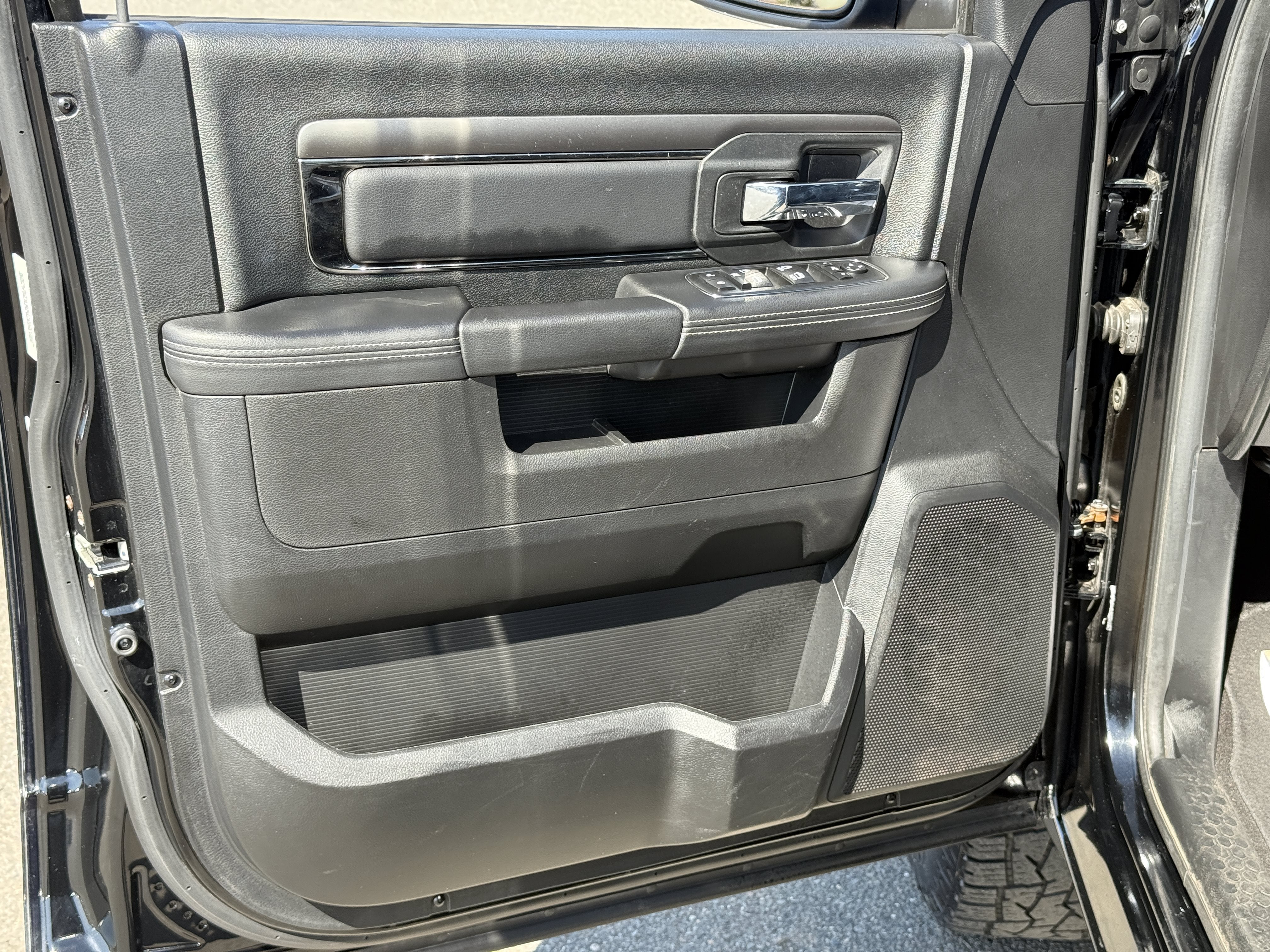 2014 RAM 1500 Sport