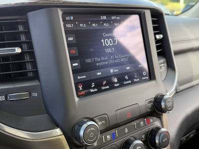 2020 RAM 1500 Laramie Crew Cab 4x4 5'7" Box