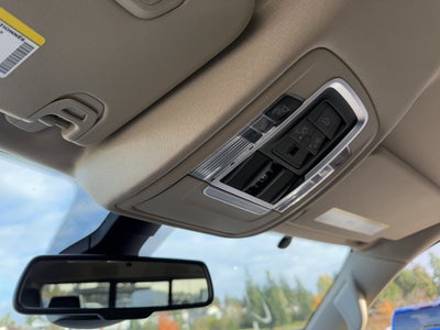 2020 RAM 1500 Laramie Crew Cab 4x4 5'7" Box