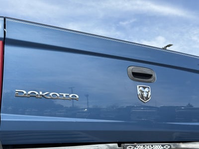 2005 Dodge Dakota ST