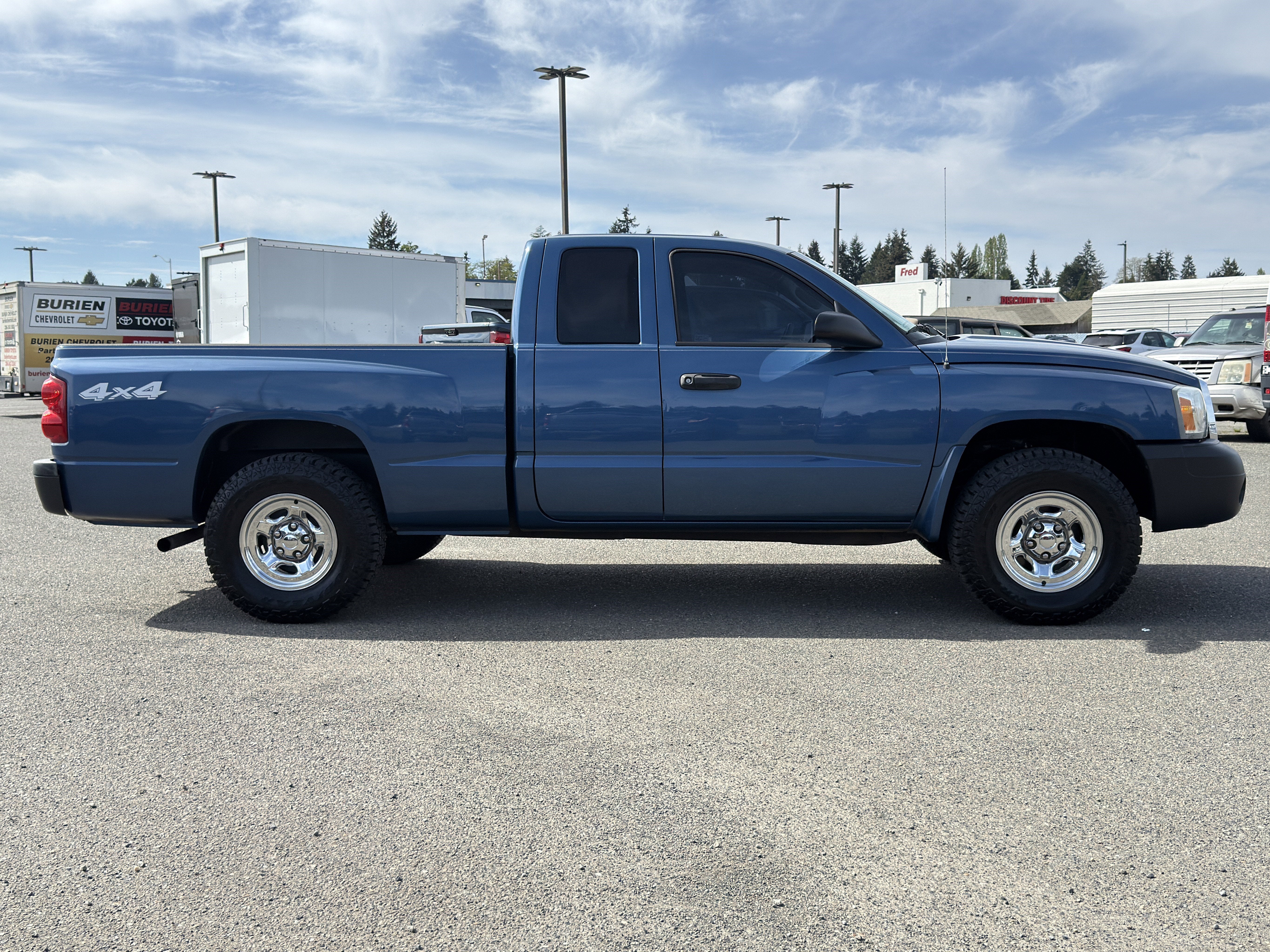 2005 Dodge Dakota ST