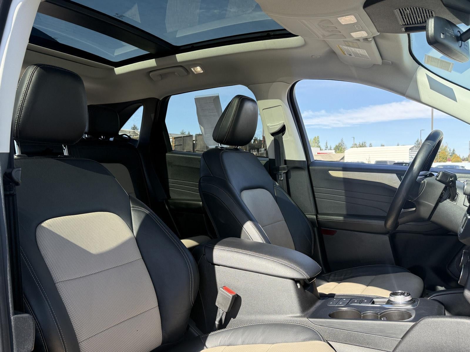 2022 Ford Escape Titanium Plug-In Hybrid