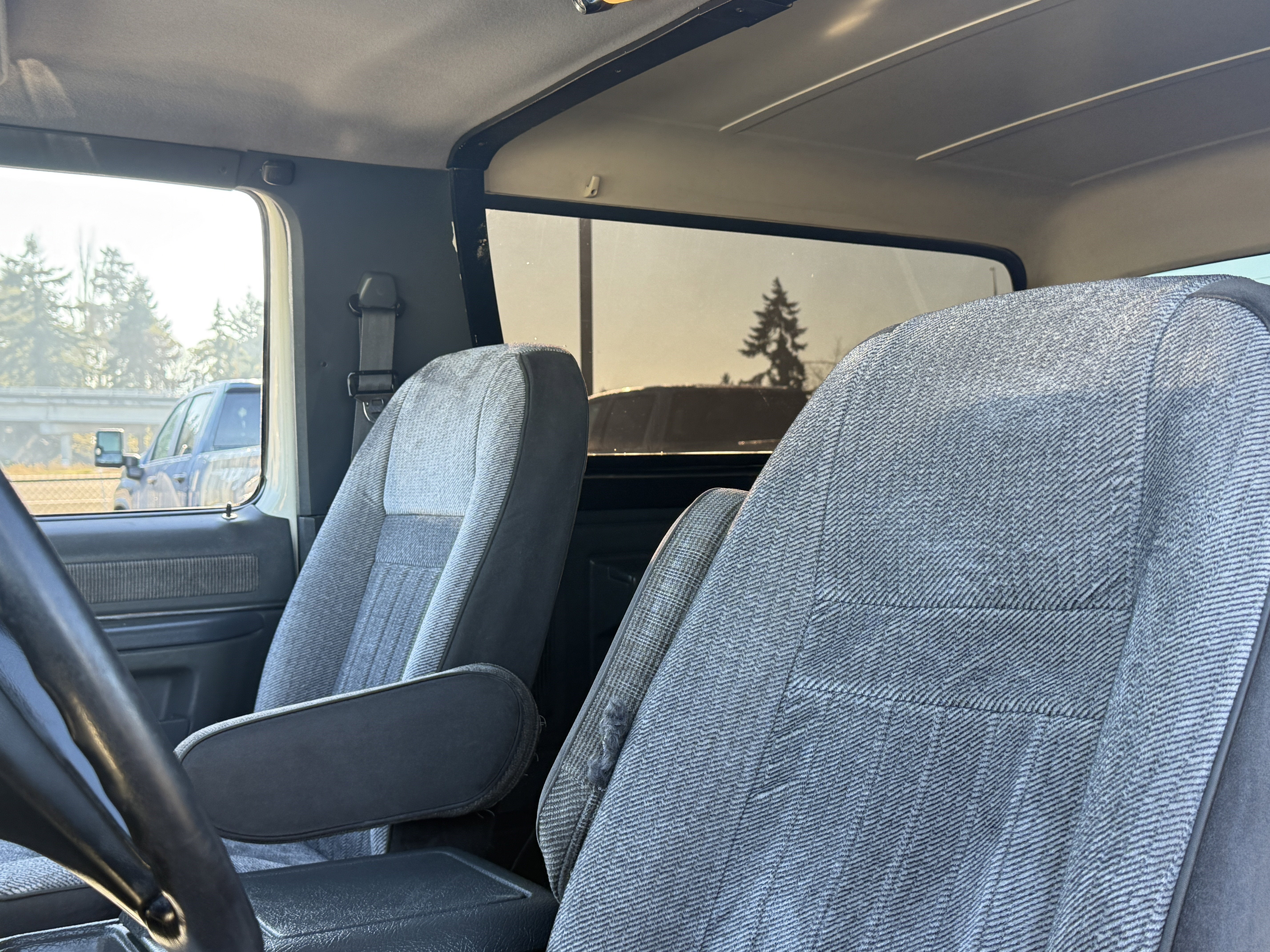 1990 Ford Bronco Base