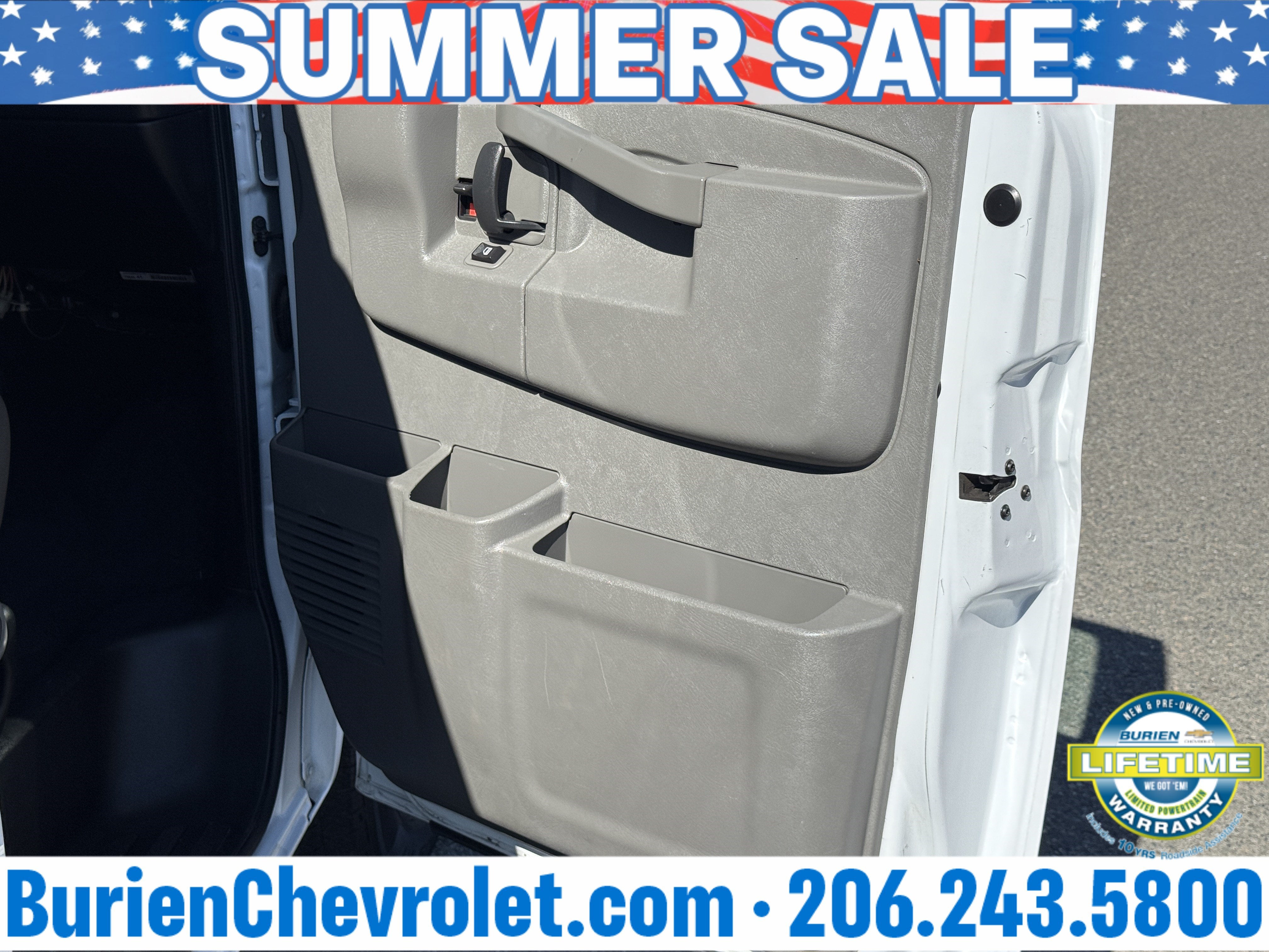 2020 Chevrolet Express Passenger 3500 LT