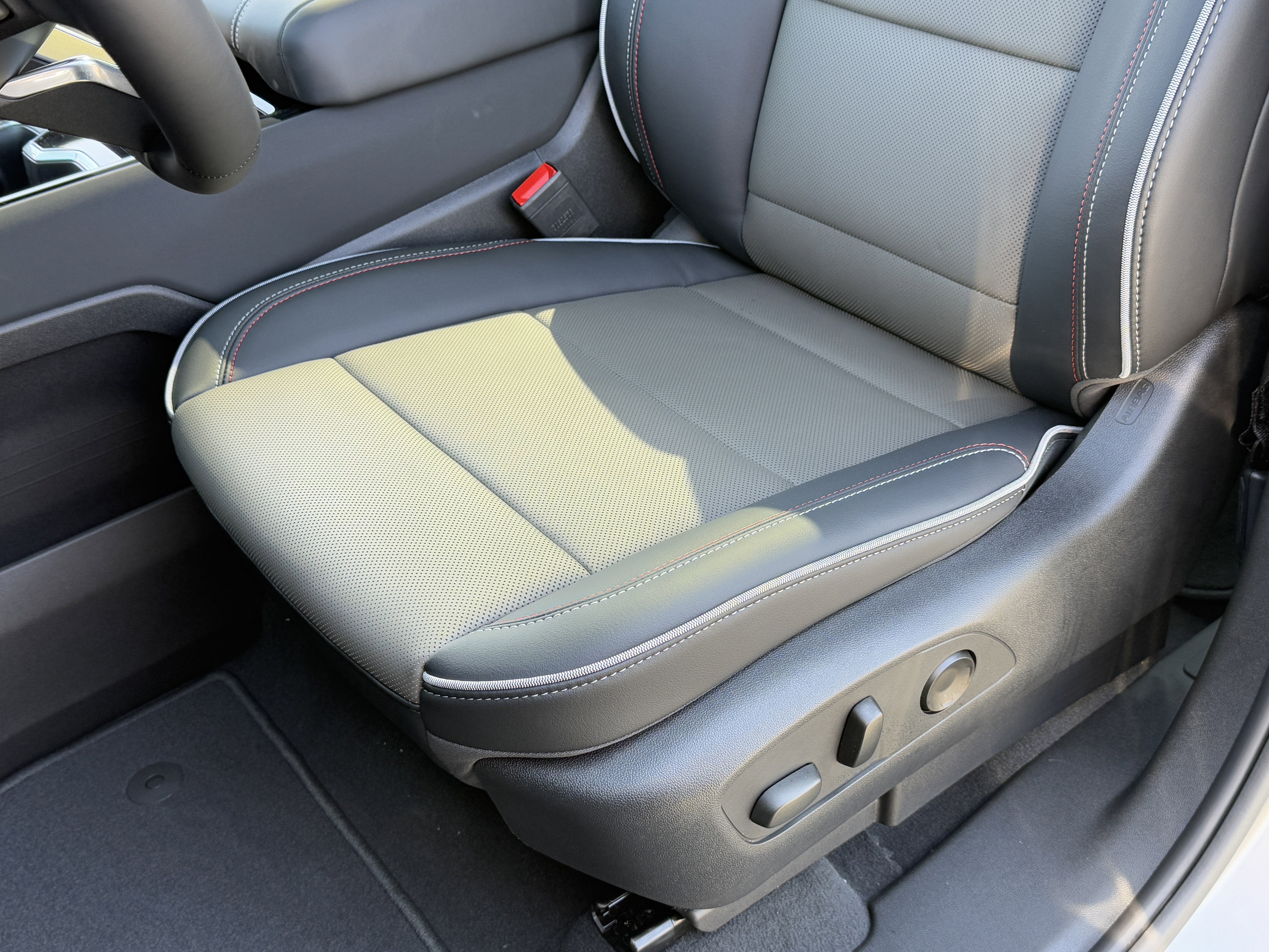 2026 Chevrolet Silverado EV Trail Boss - Max Range