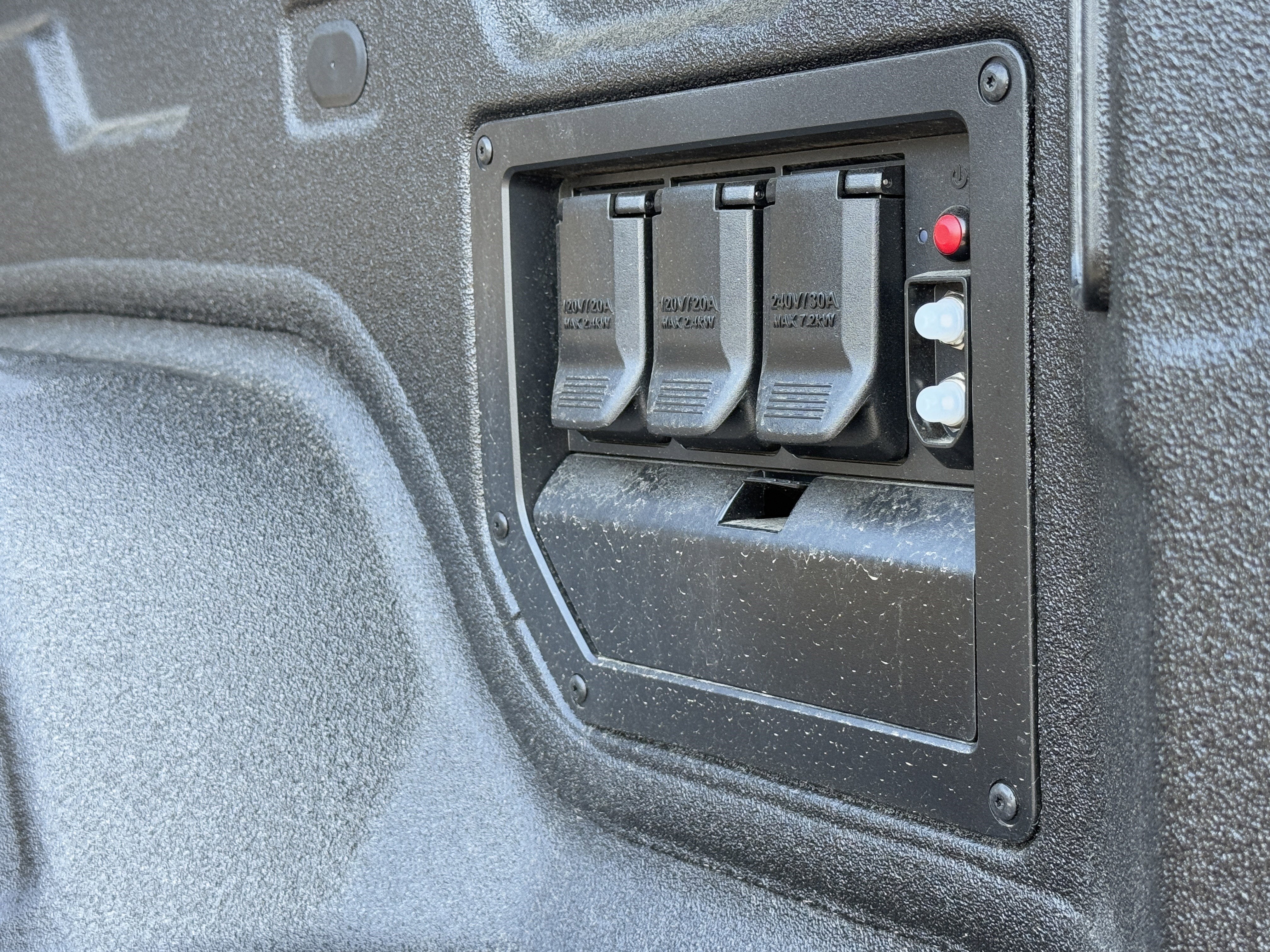 2026 Chevrolet Silverado EV Trail Boss - Max Range