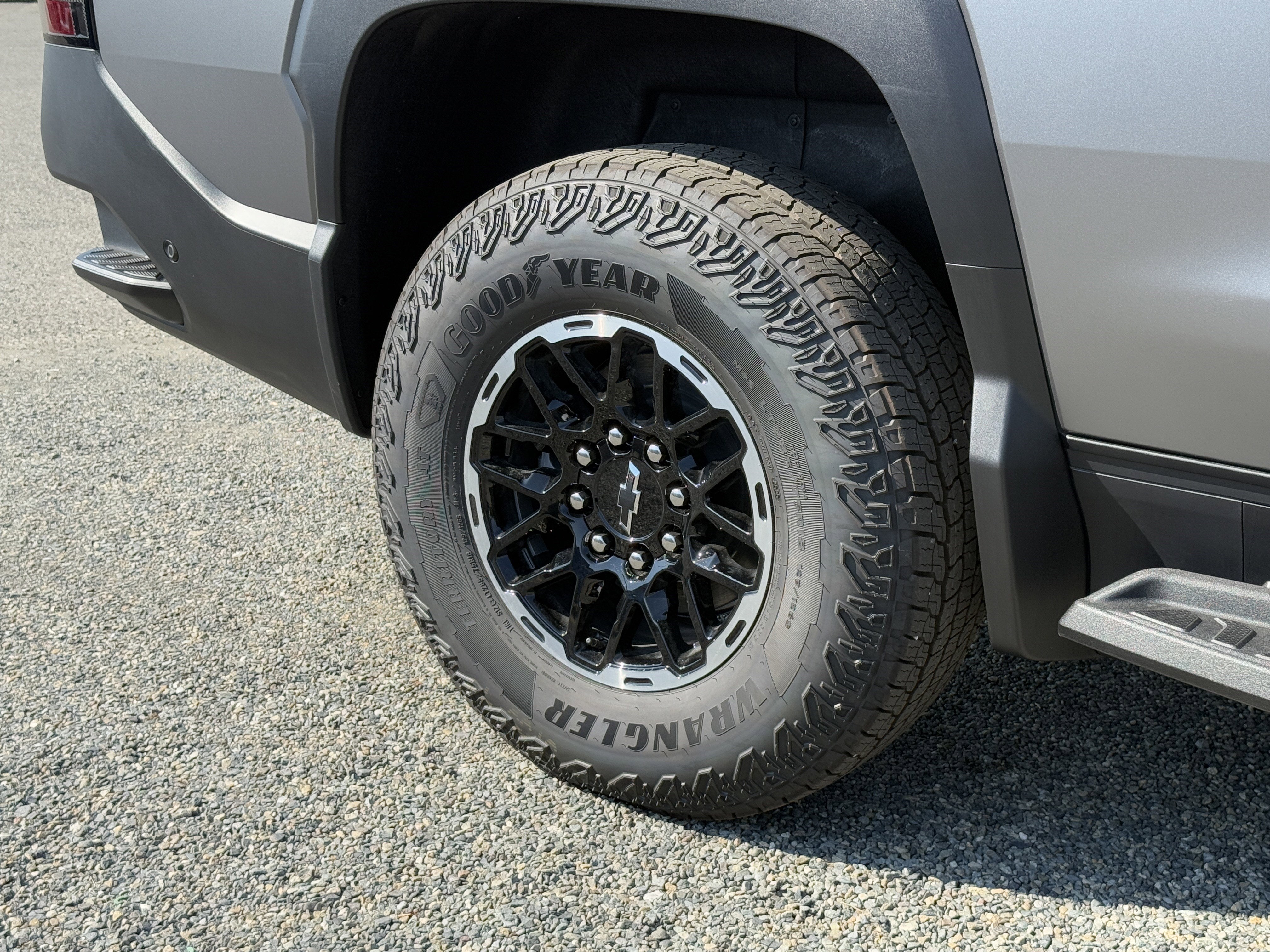 2026 Chevrolet Silverado EV Trail Boss - Max Range