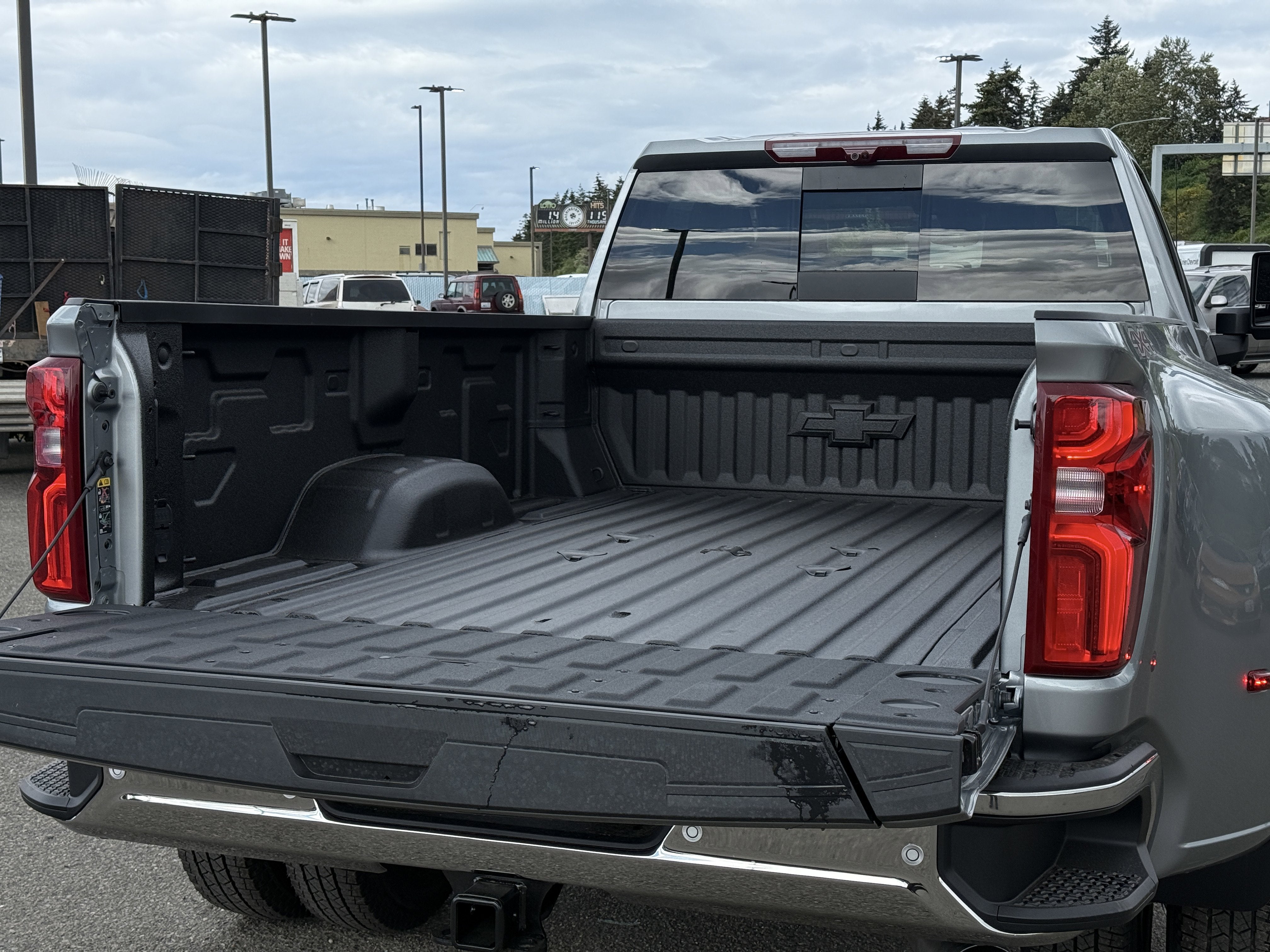 2026 Chevrolet Silverado 3500 HD LT DRW