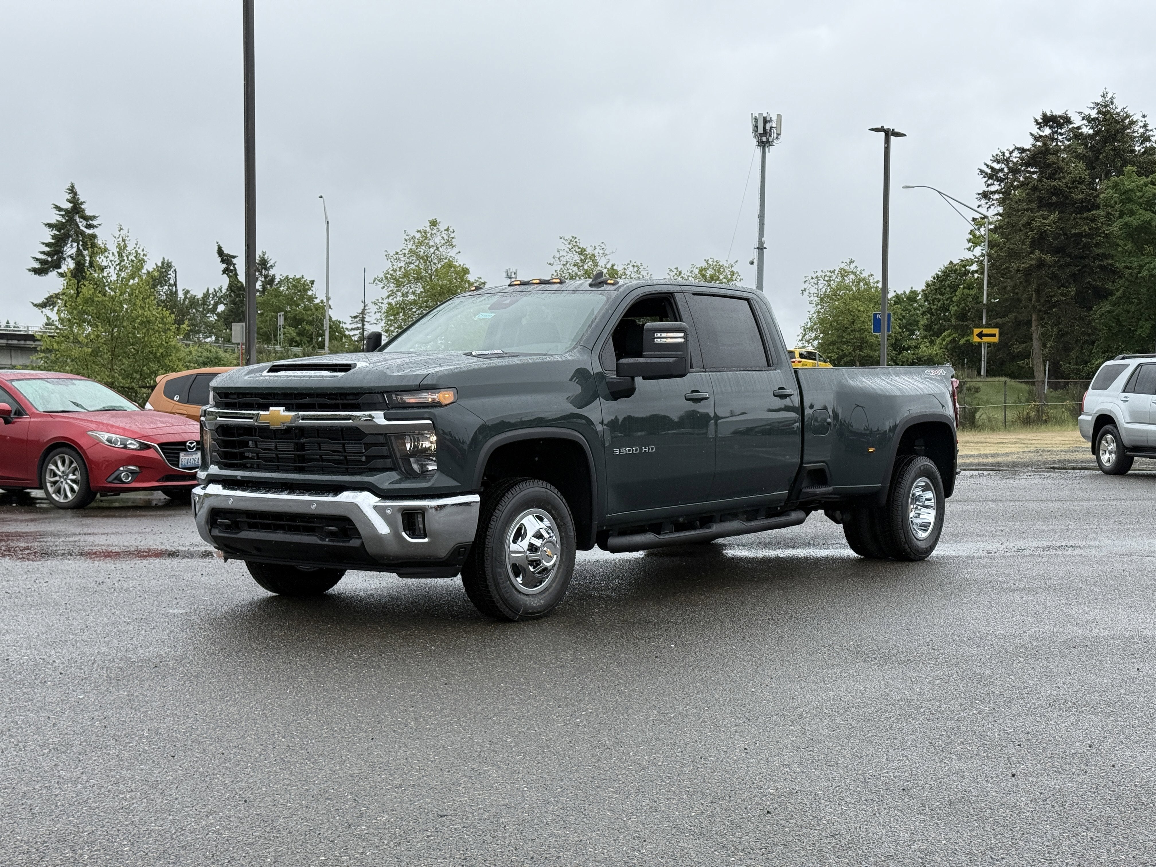 2026 Chevrolet Silverado 3500 HD LT DRW