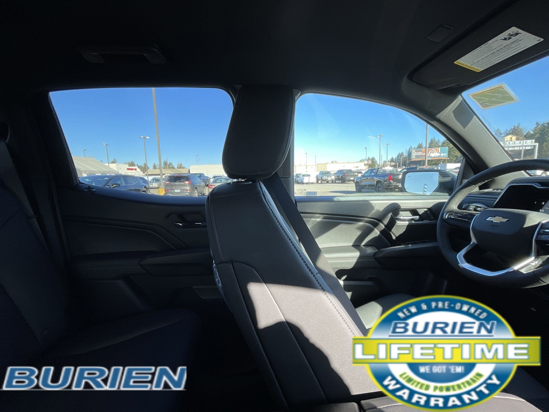 2025 Chevrolet Colorado WT/LT