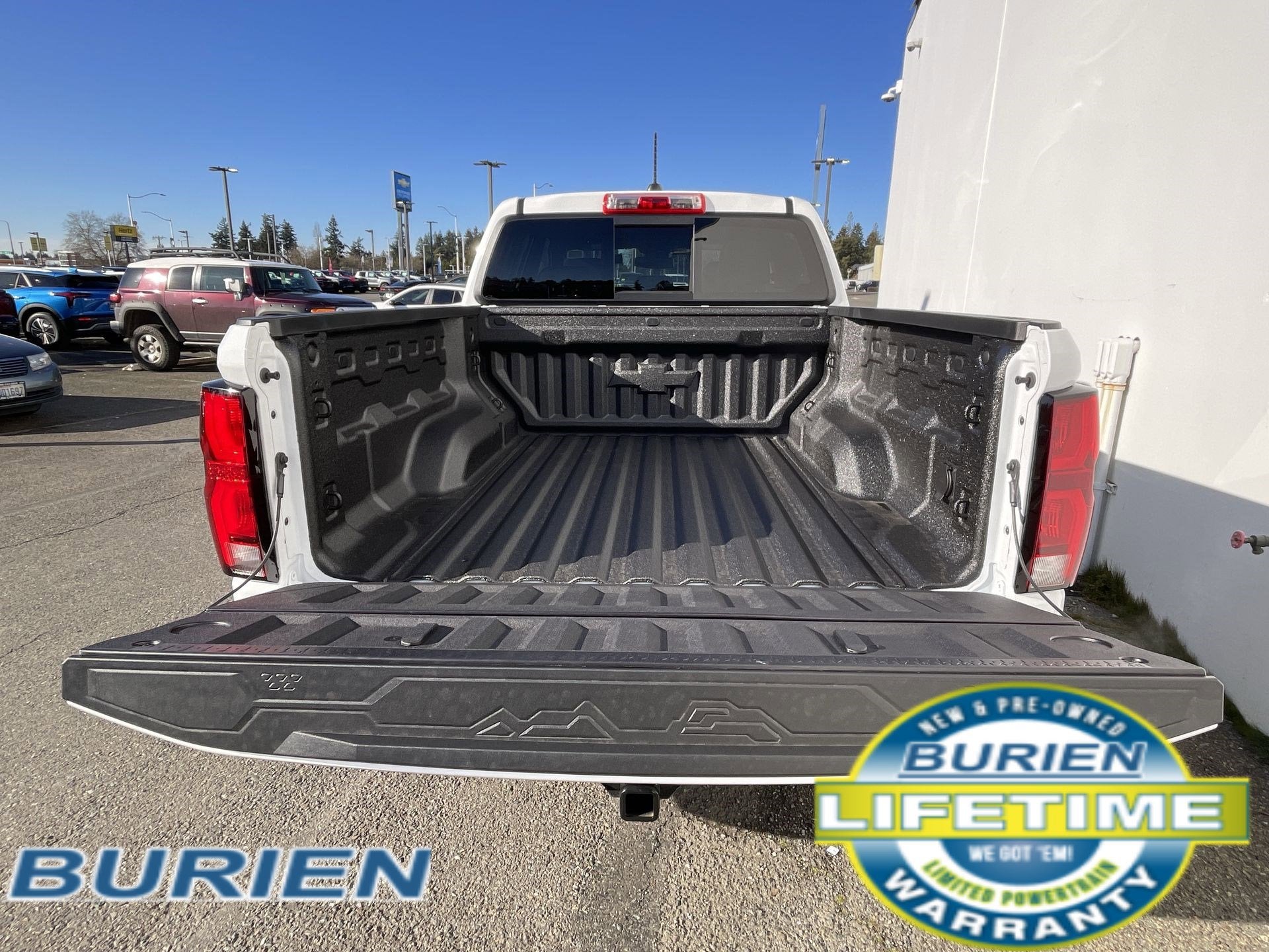 2025 Chevrolet Colorado WT/LT