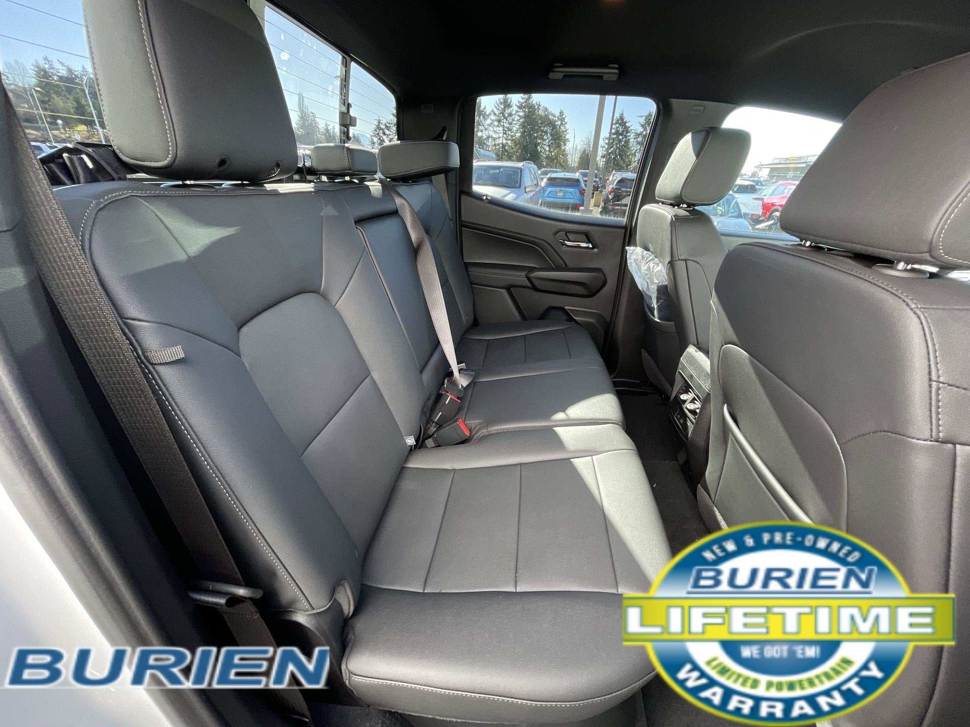 2025 Chevrolet Colorado WT/LT