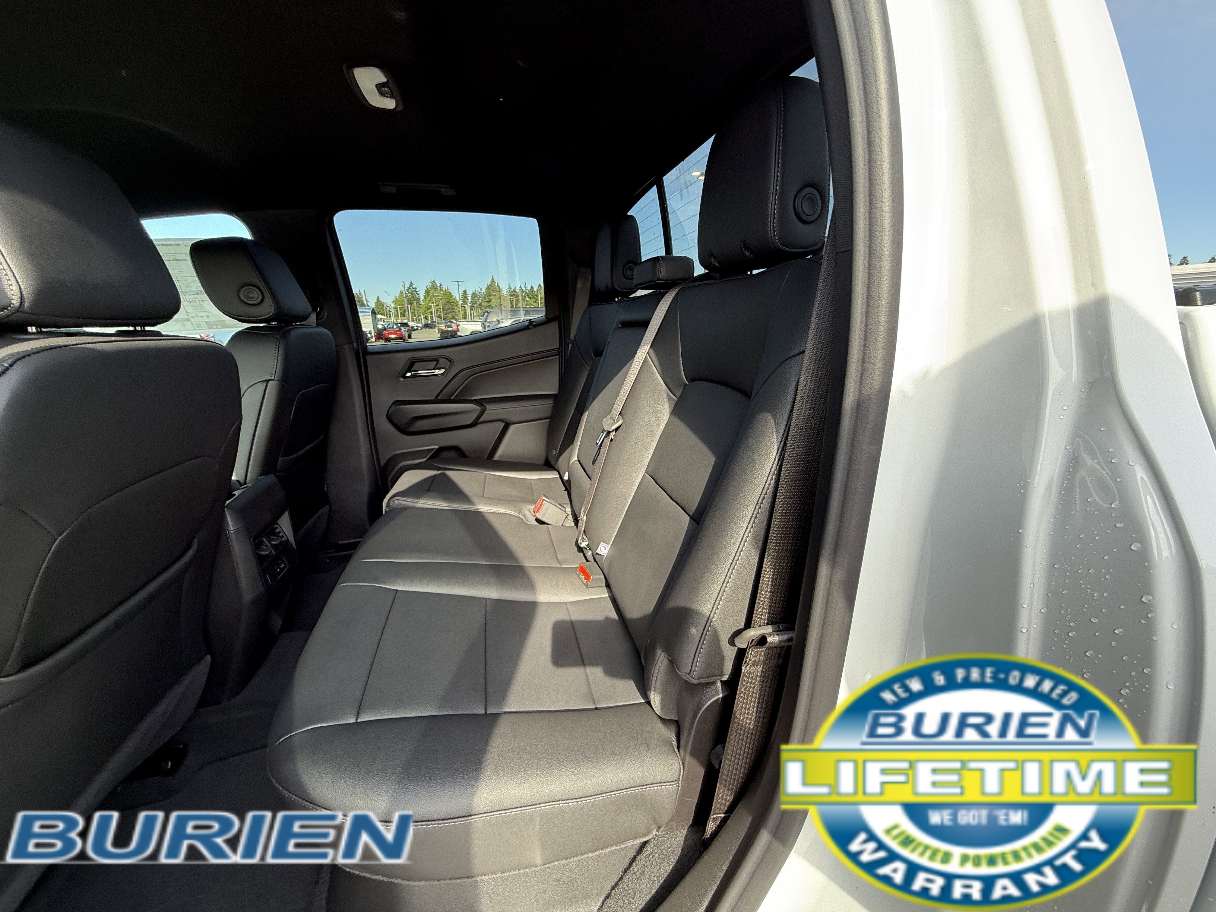 2025 Chevrolet Colorado WT/LT