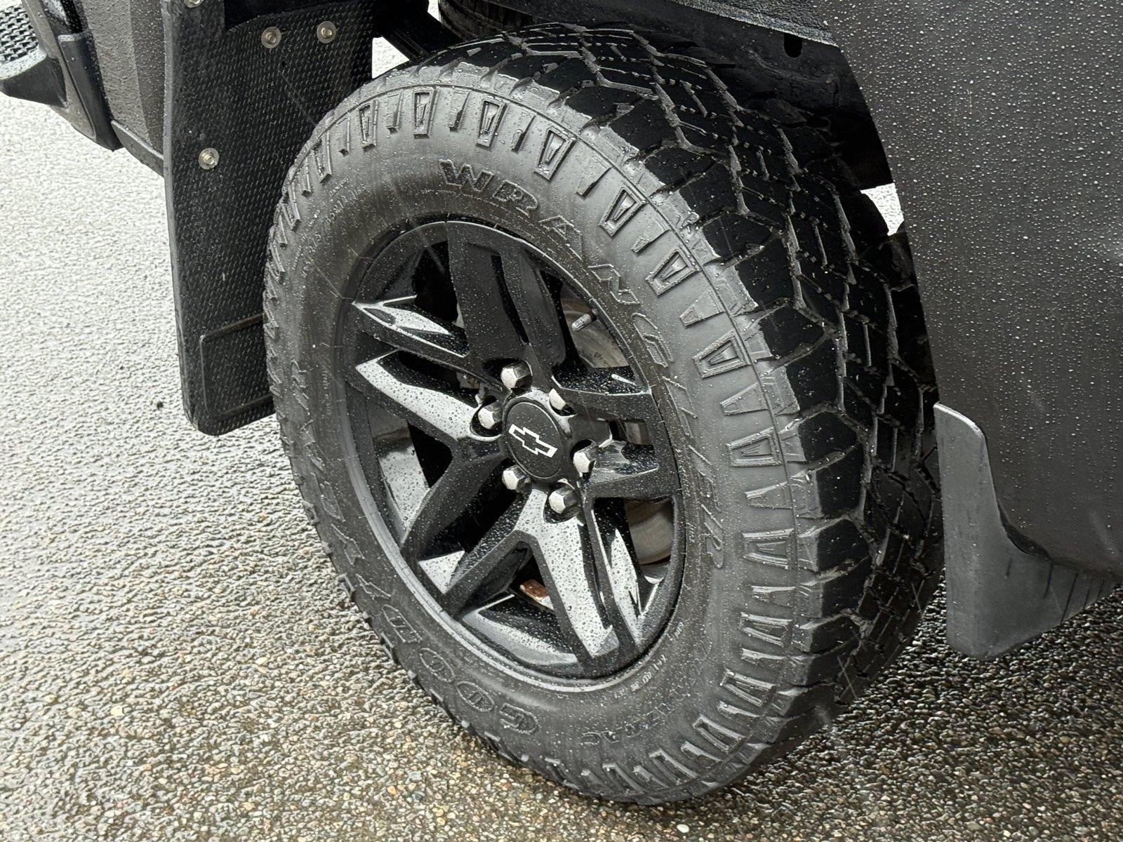 2020 Chevrolet Silverado 1500 Custom Trail Boss
