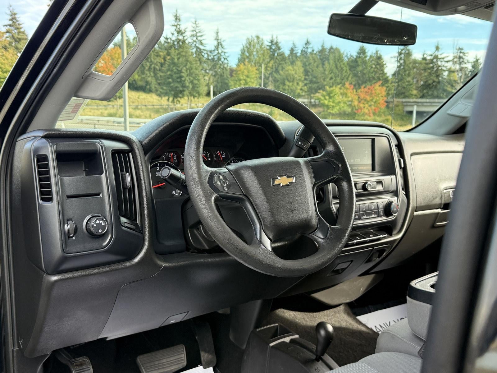 2018 Chevrolet Silverado 1500 Custom