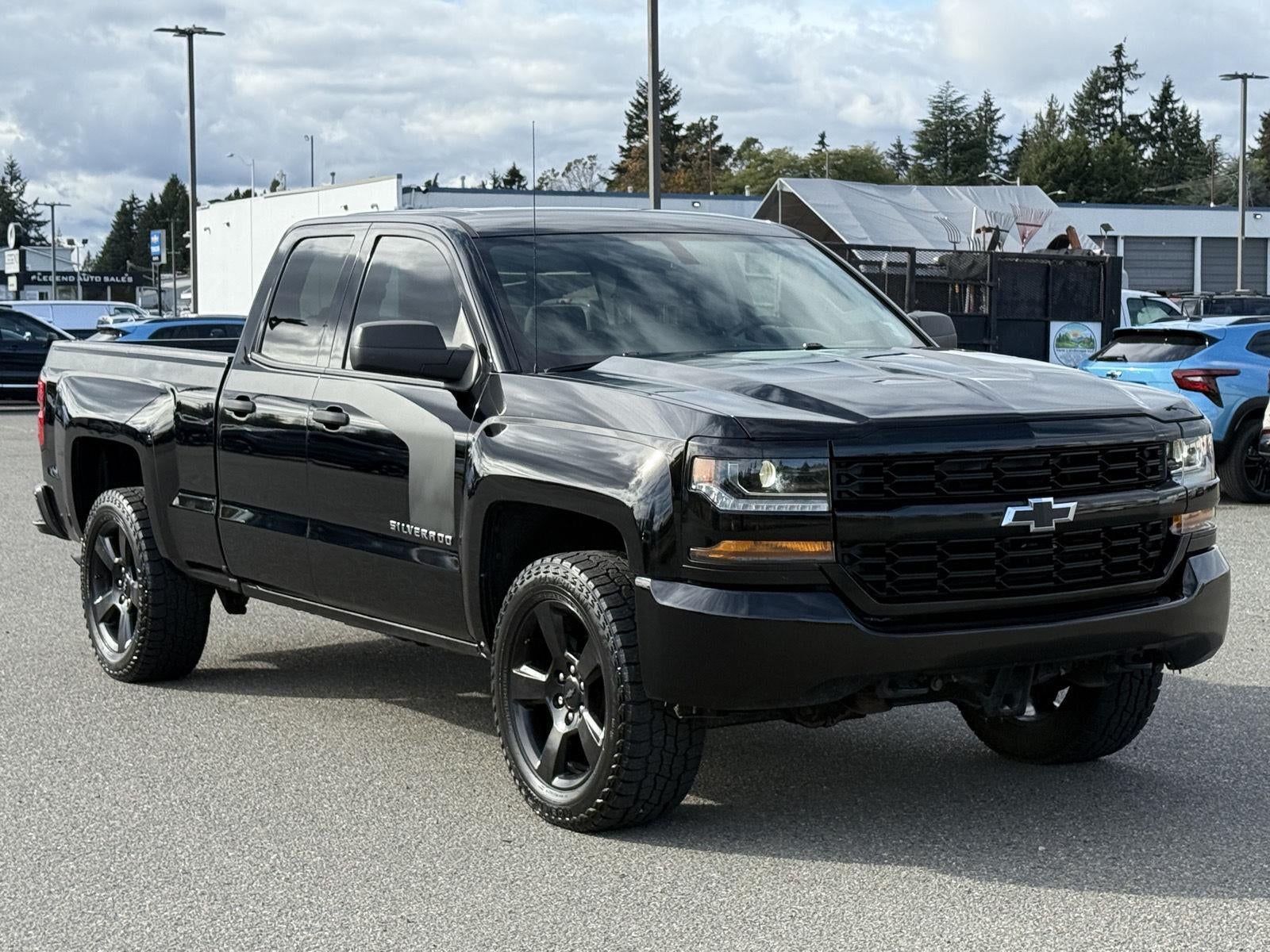 2018 Chevrolet Silverado 1500 Custom