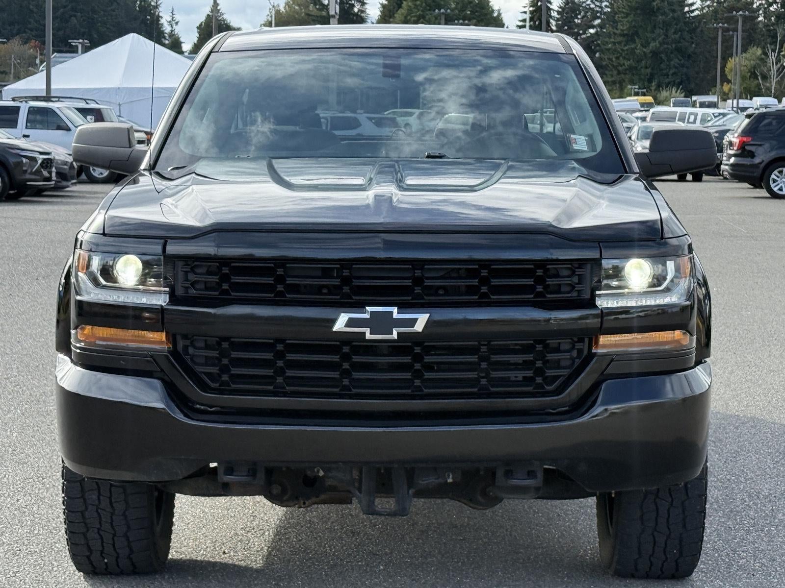 2018 Chevrolet Silverado 1500 Custom