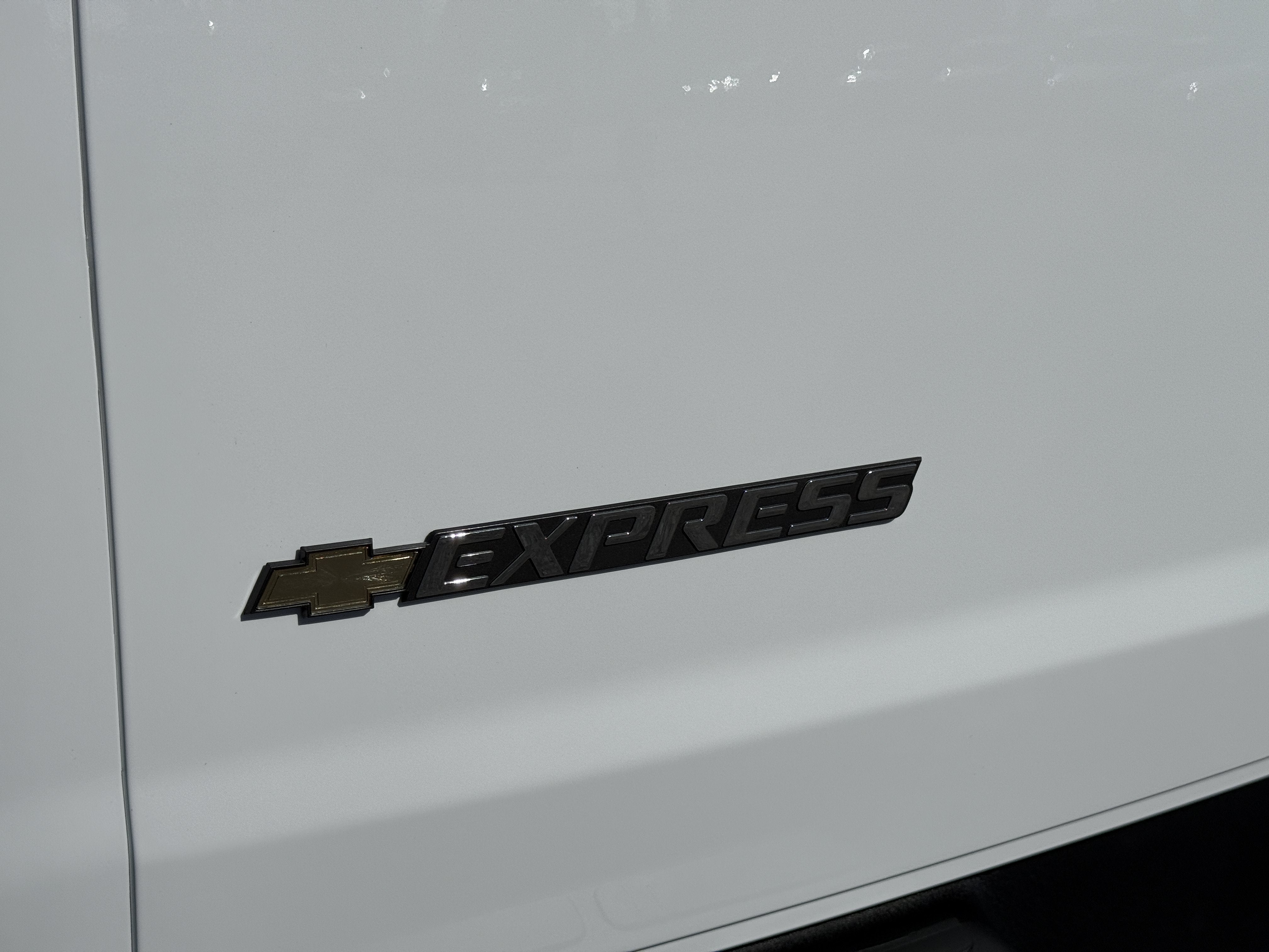 2026 Chevrolet Express Cargo WT
