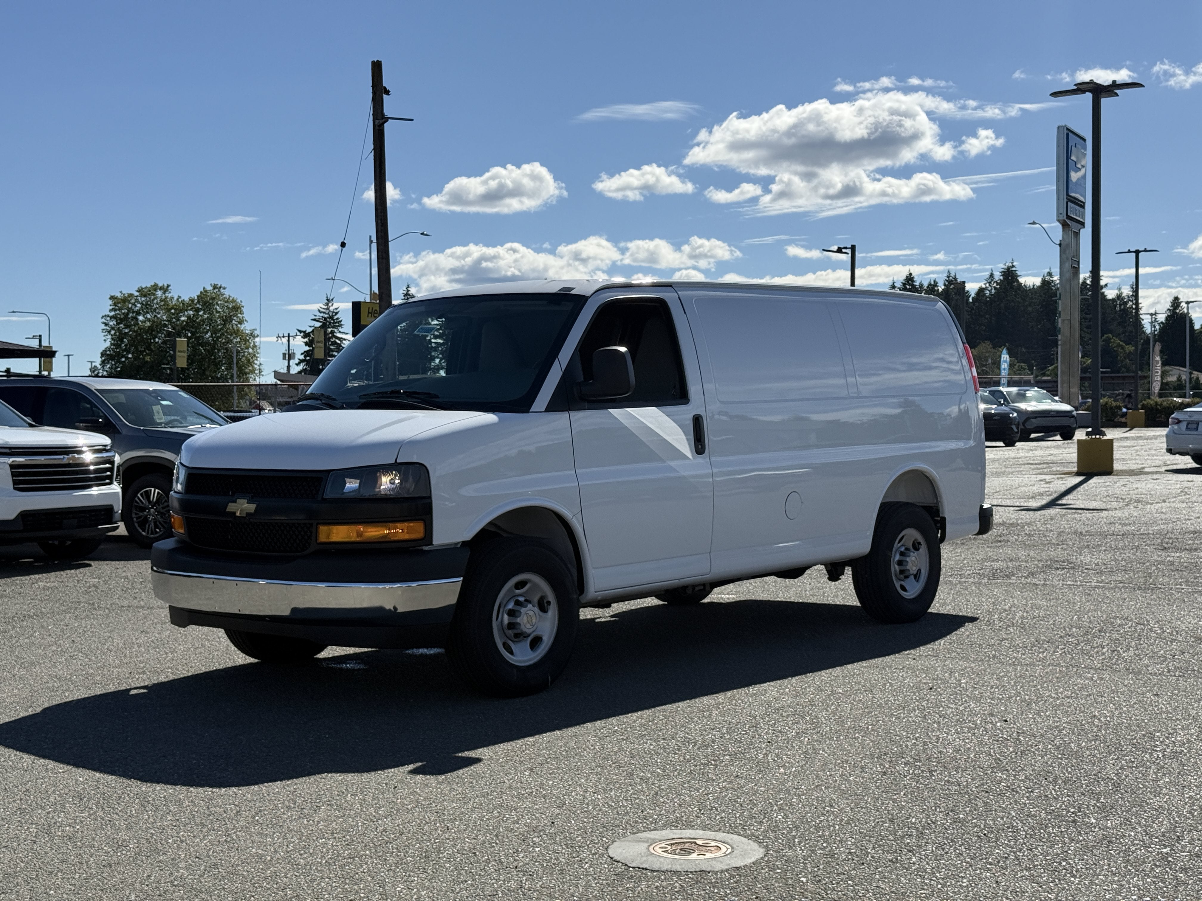 2026 Chevrolet Express Cargo WT