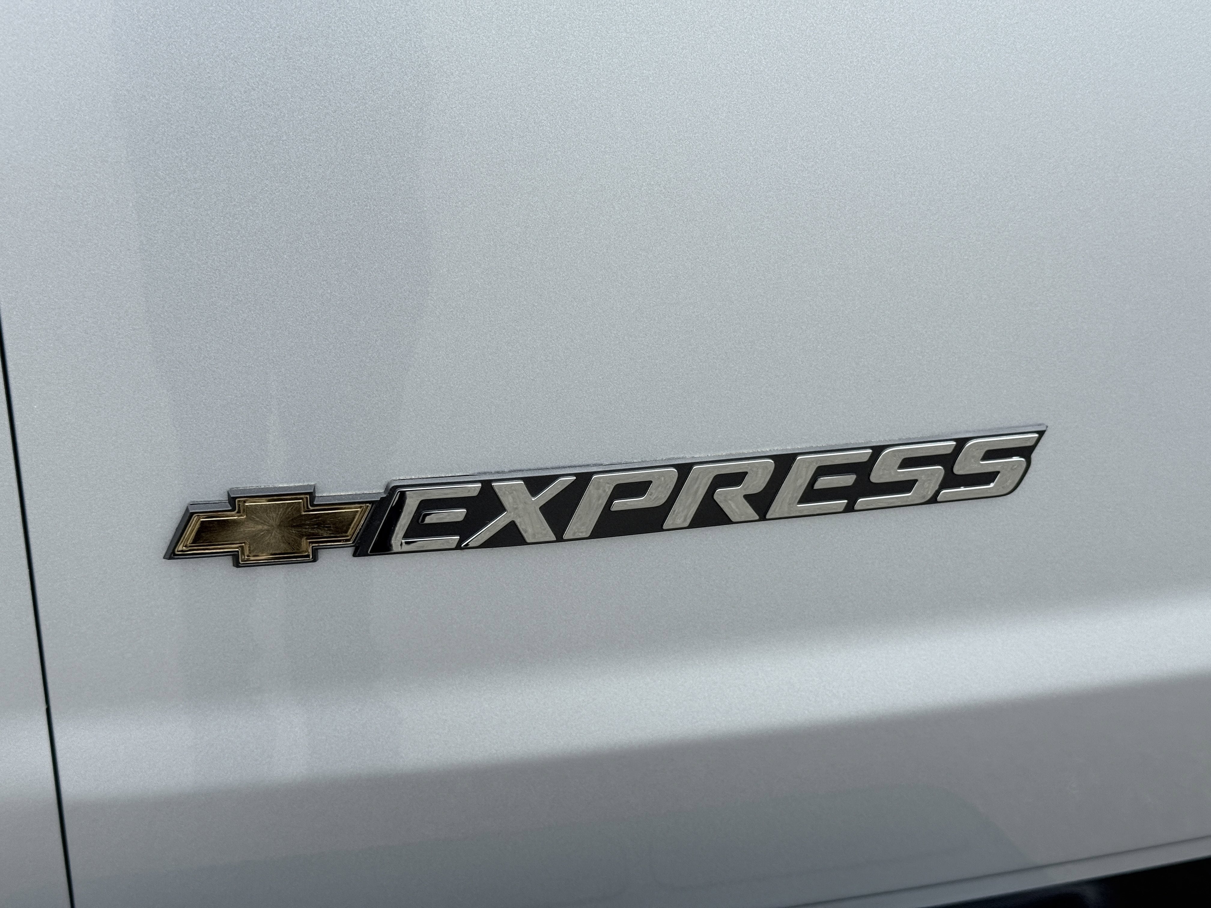 2026 Chevrolet Express Cargo WT