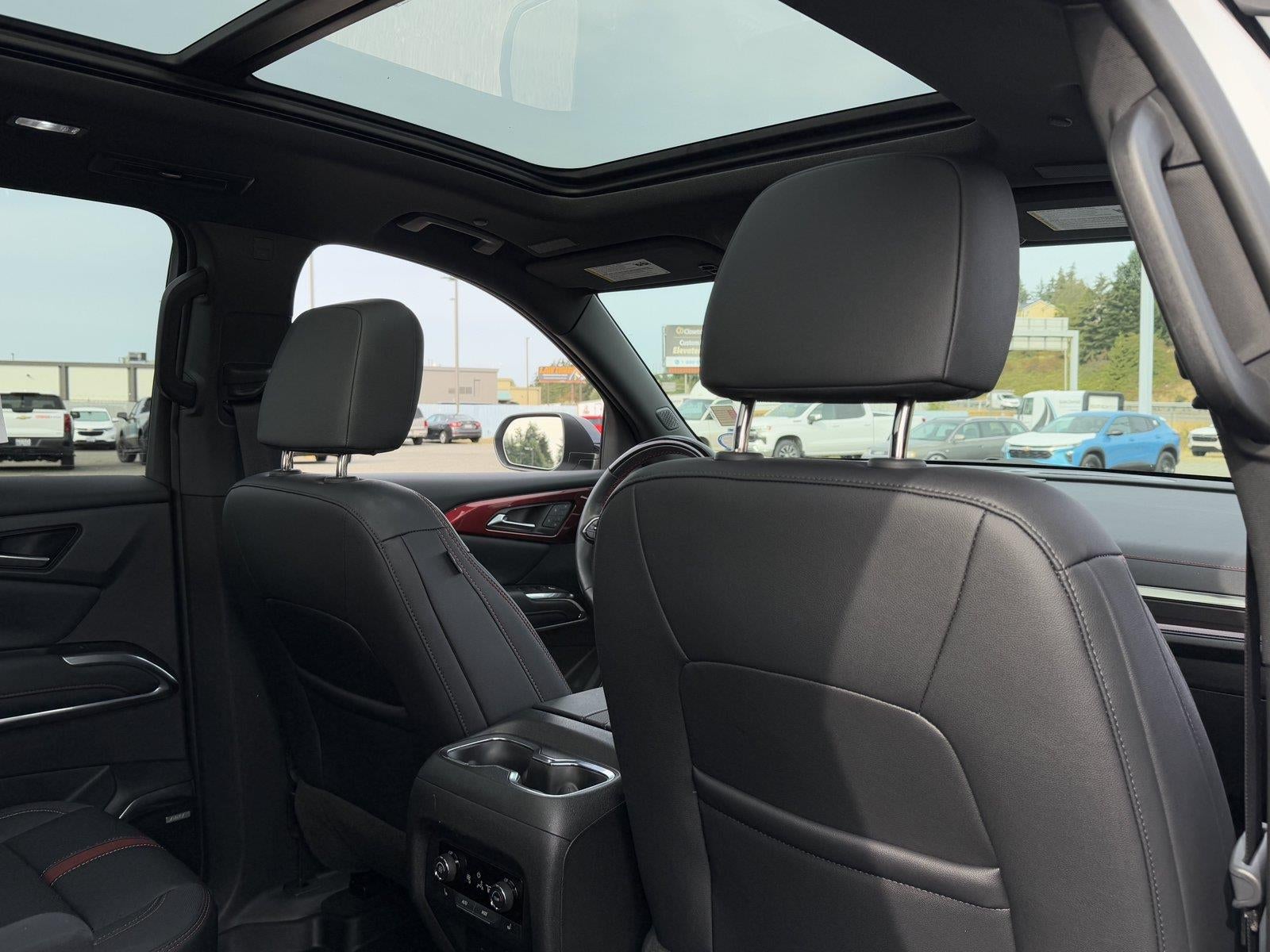 2025 Chevrolet Traverse RS