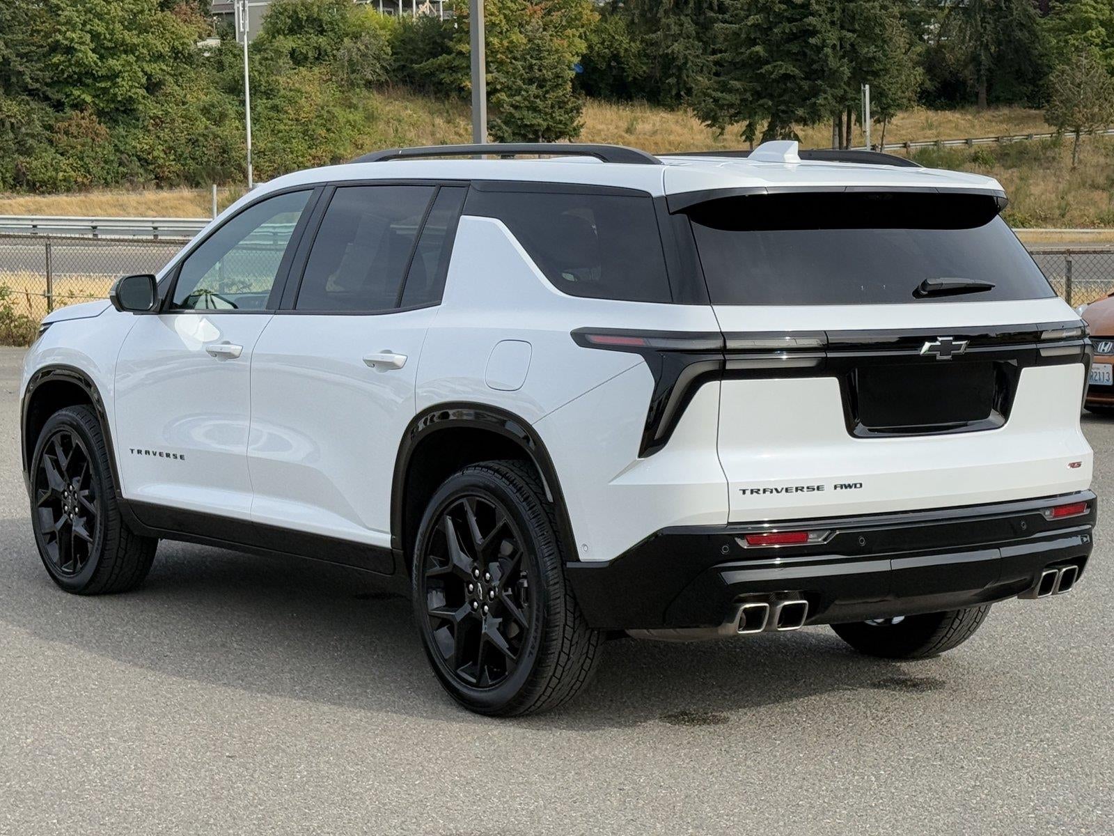 2025 Chevrolet Traverse RS