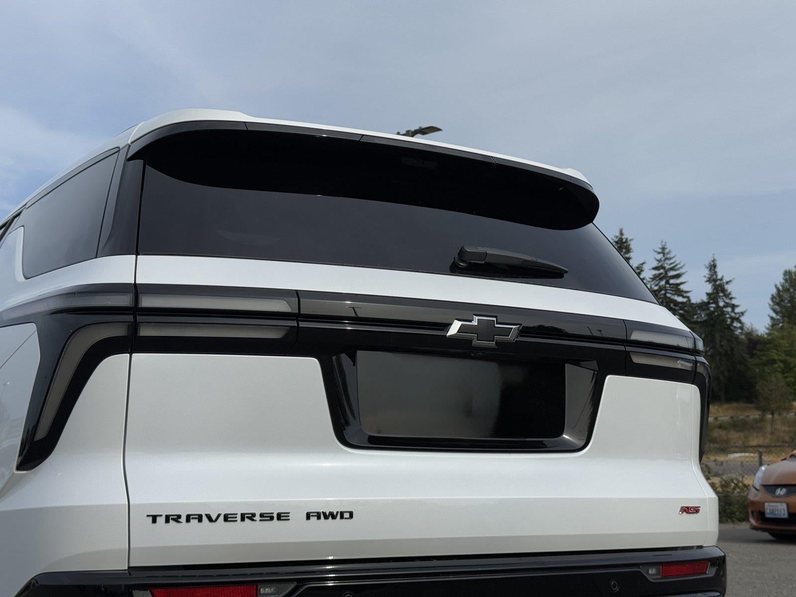 2025 Chevrolet Traverse RS