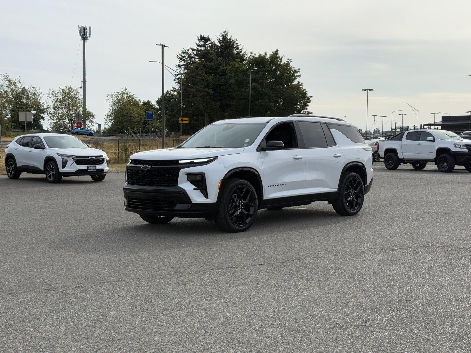 2025 Chevrolet Traverse RS
