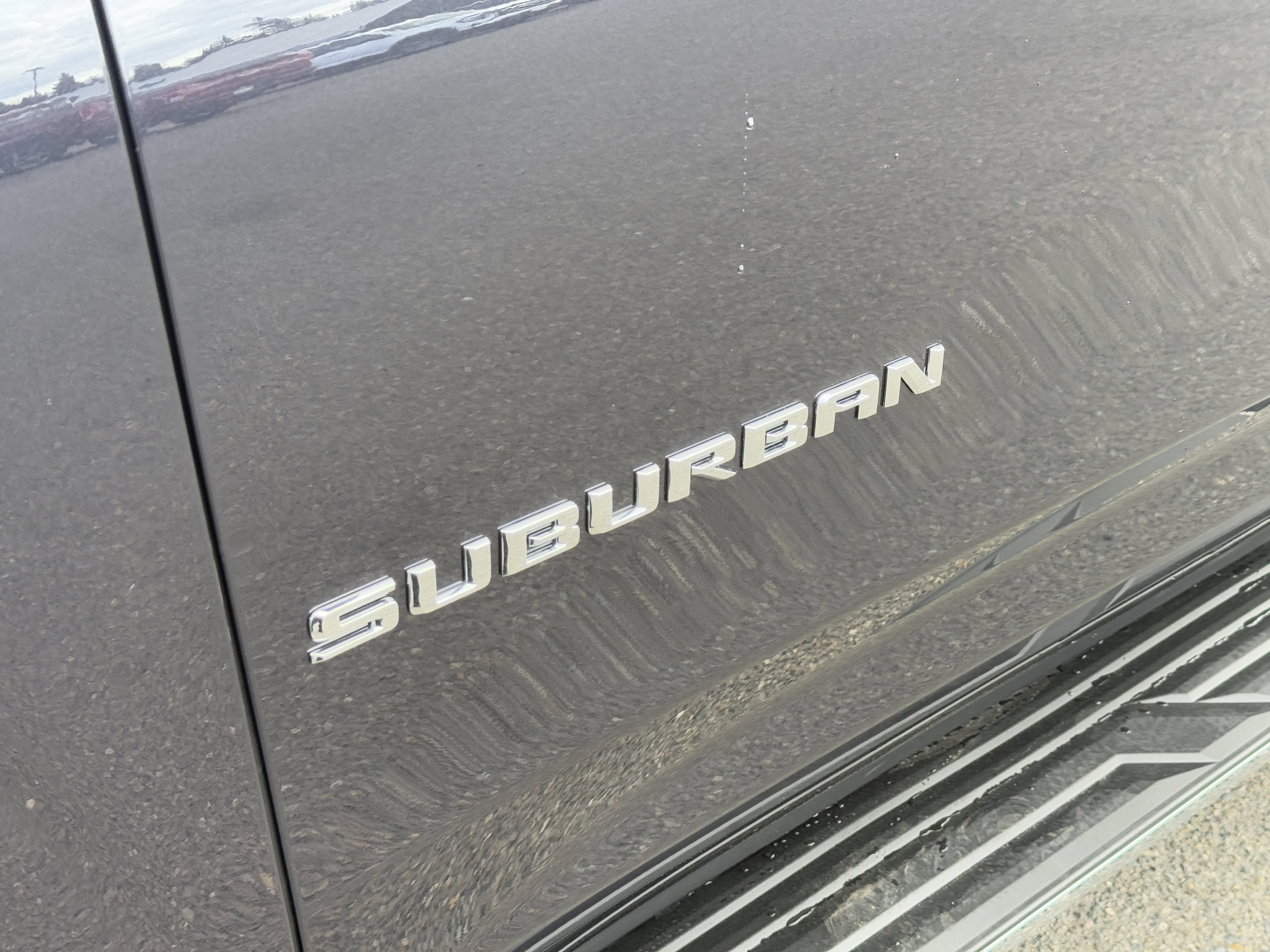 2026 Chevrolet Suburban LT - Photo 35