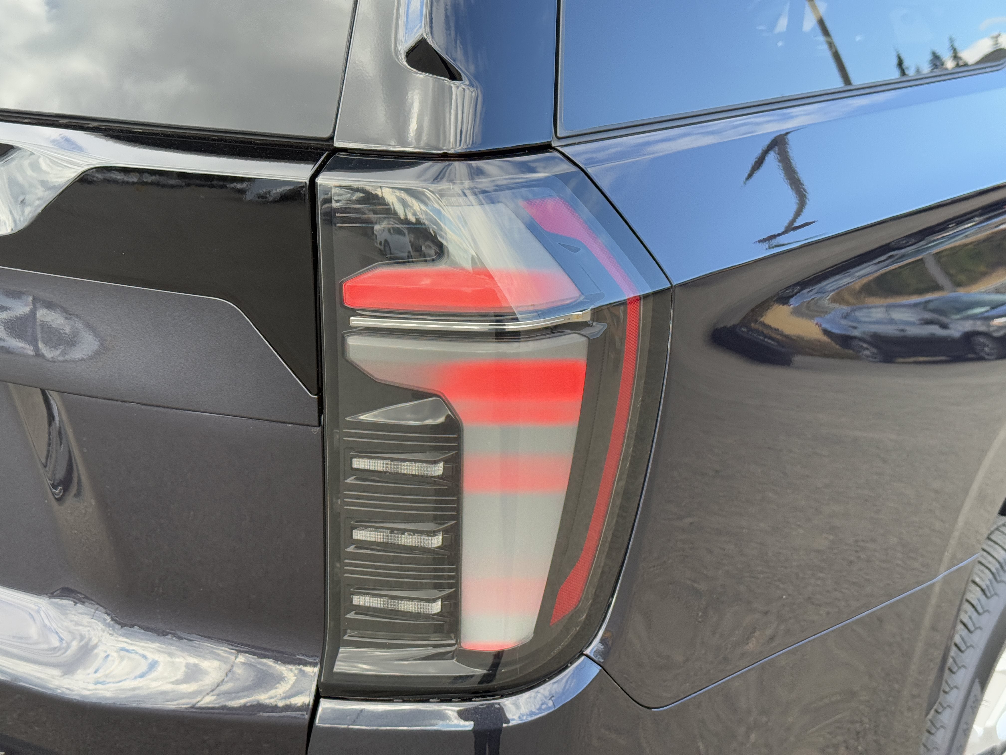 2026 Chevrolet Suburban LT - Photo 40