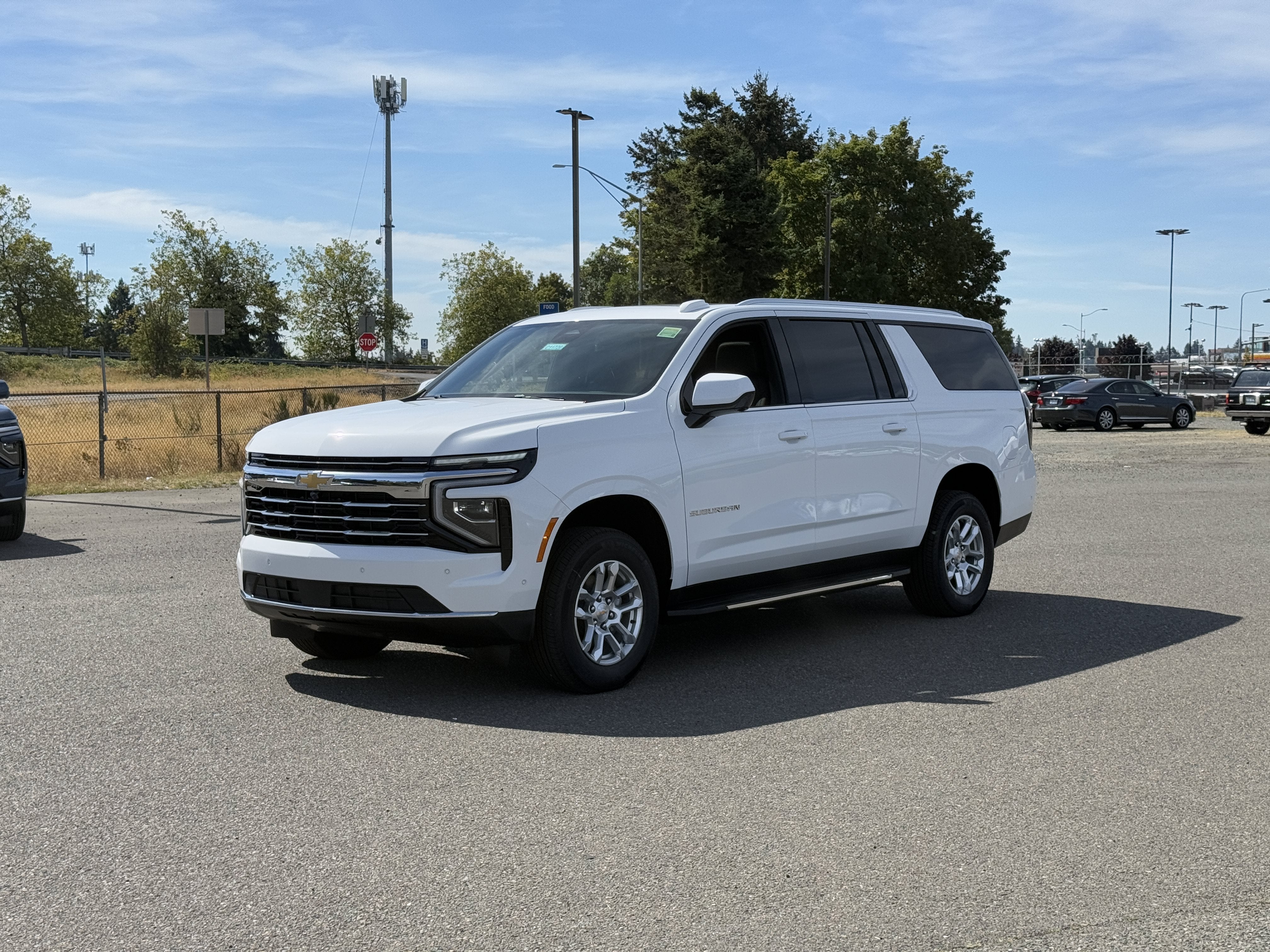 2026 Chevrolet Suburban LT