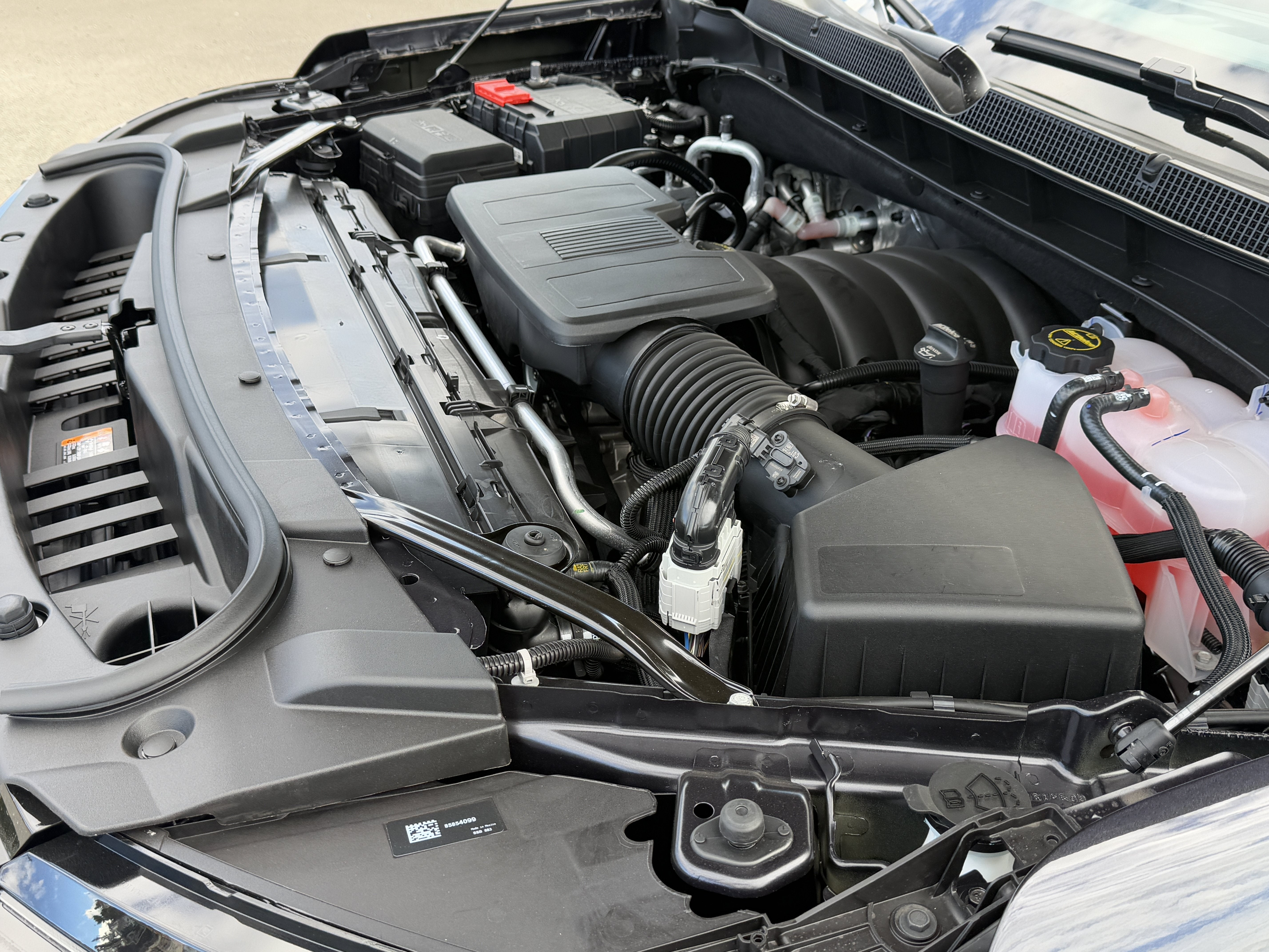 2026 Chevrolet Suburban Premier - Photo 32