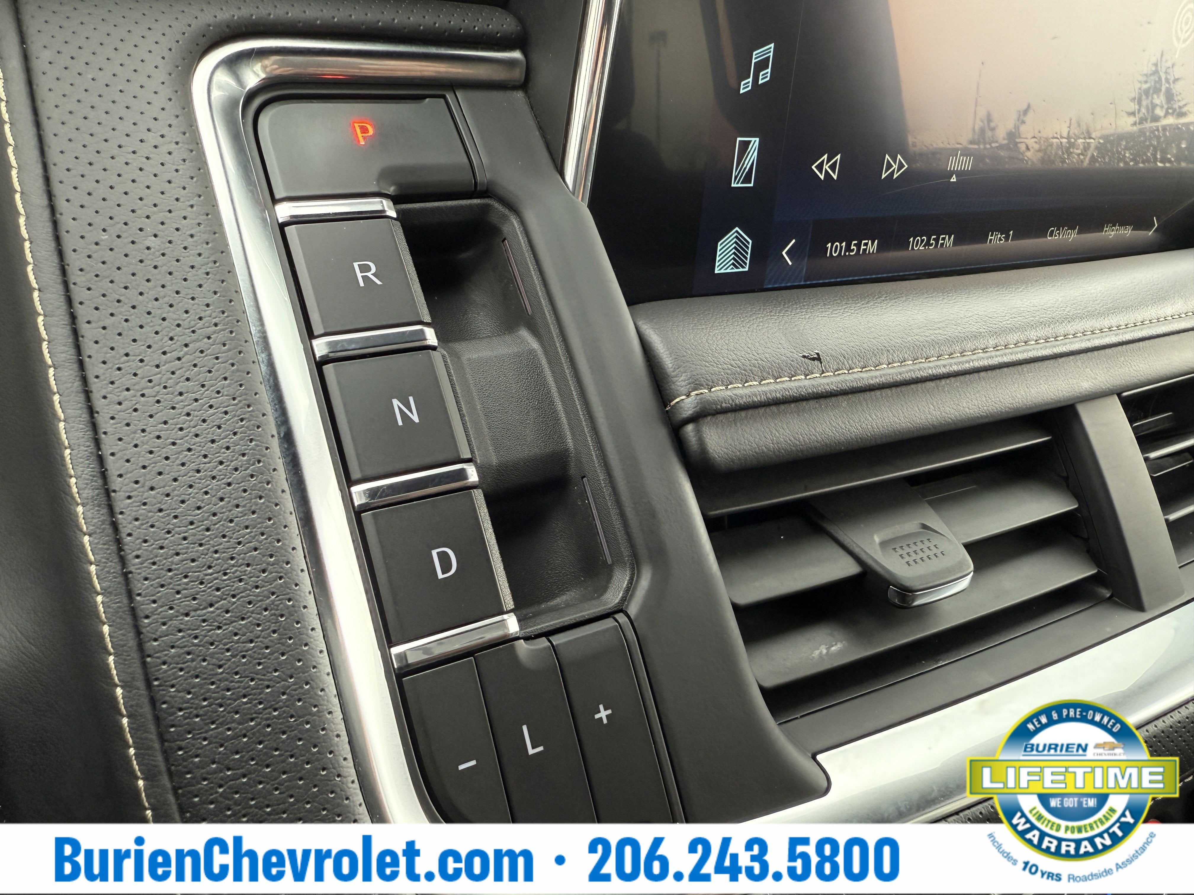 2023 Chevrolet Suburban Premier