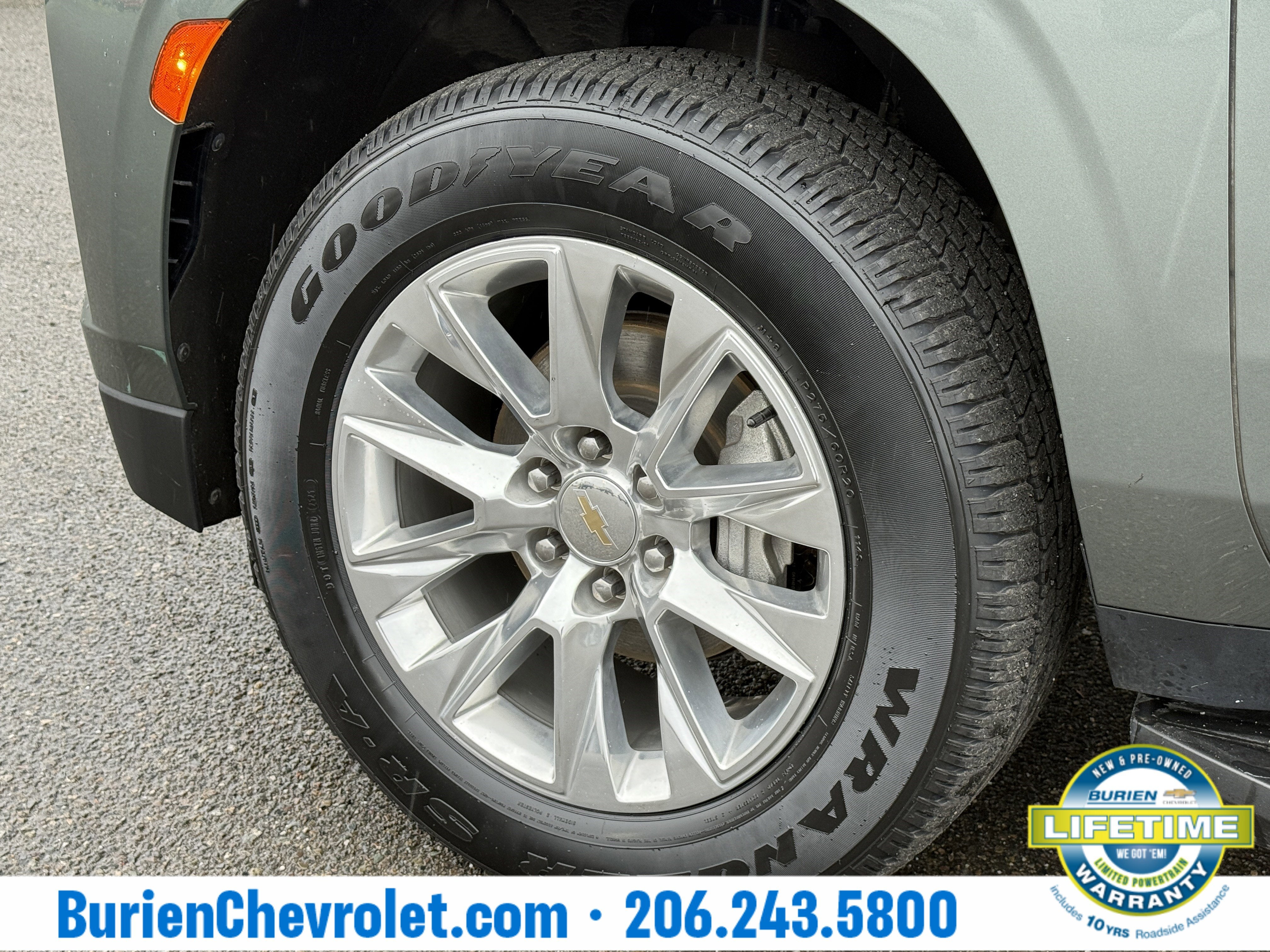 2023 Chevrolet Suburban Premier