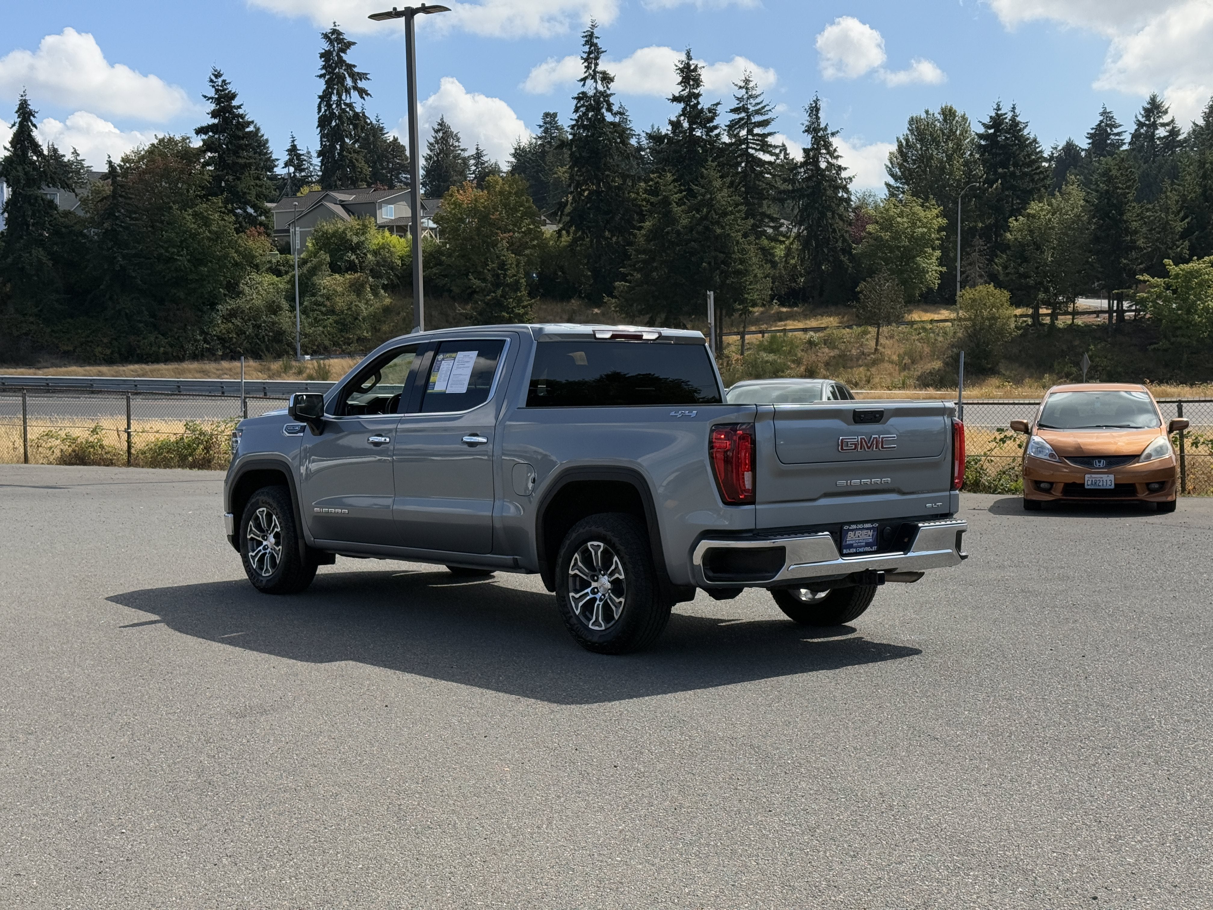 2025 GMC Sierra 1500 SLT